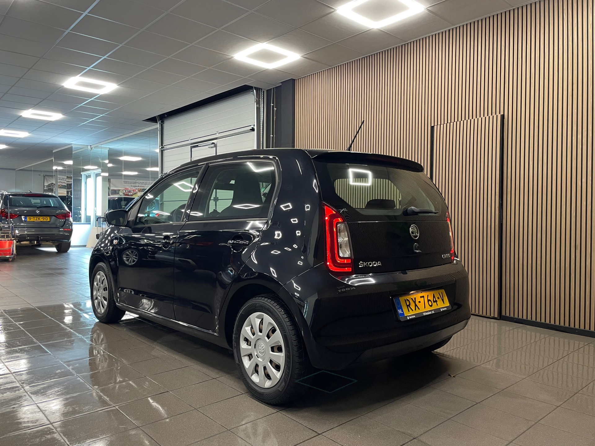 https://www.autokooy.nl//xml/images/47467810-4.JPG