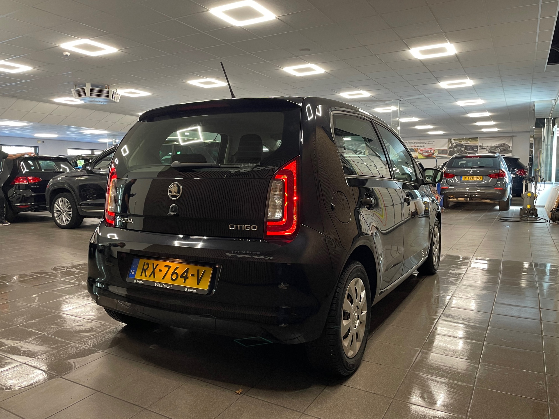 https://www.autokooy.nl//xml/images/47467810-7.JPG