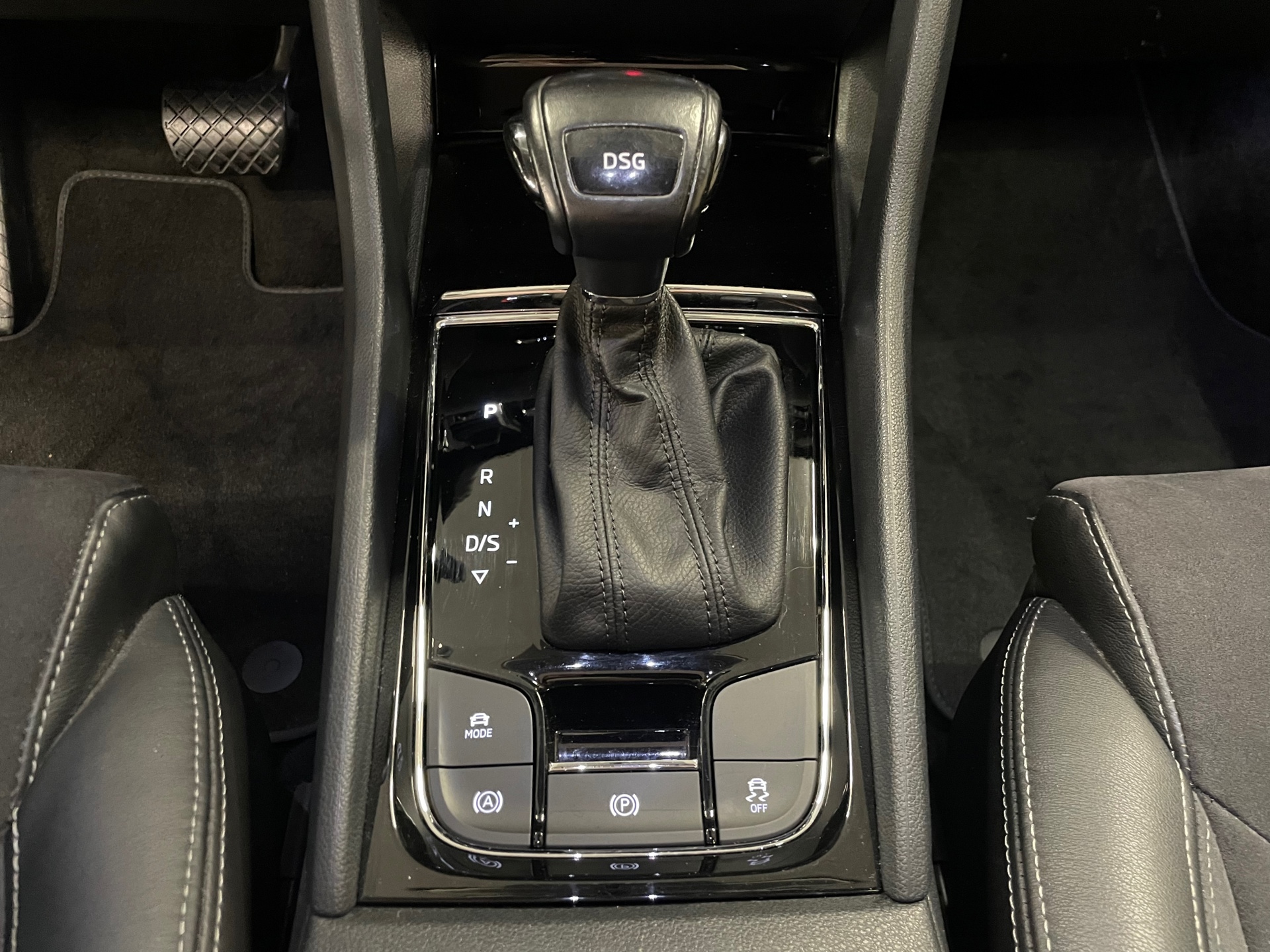 https://www.autokooy.nl//xml/images/47538961-15.JPG