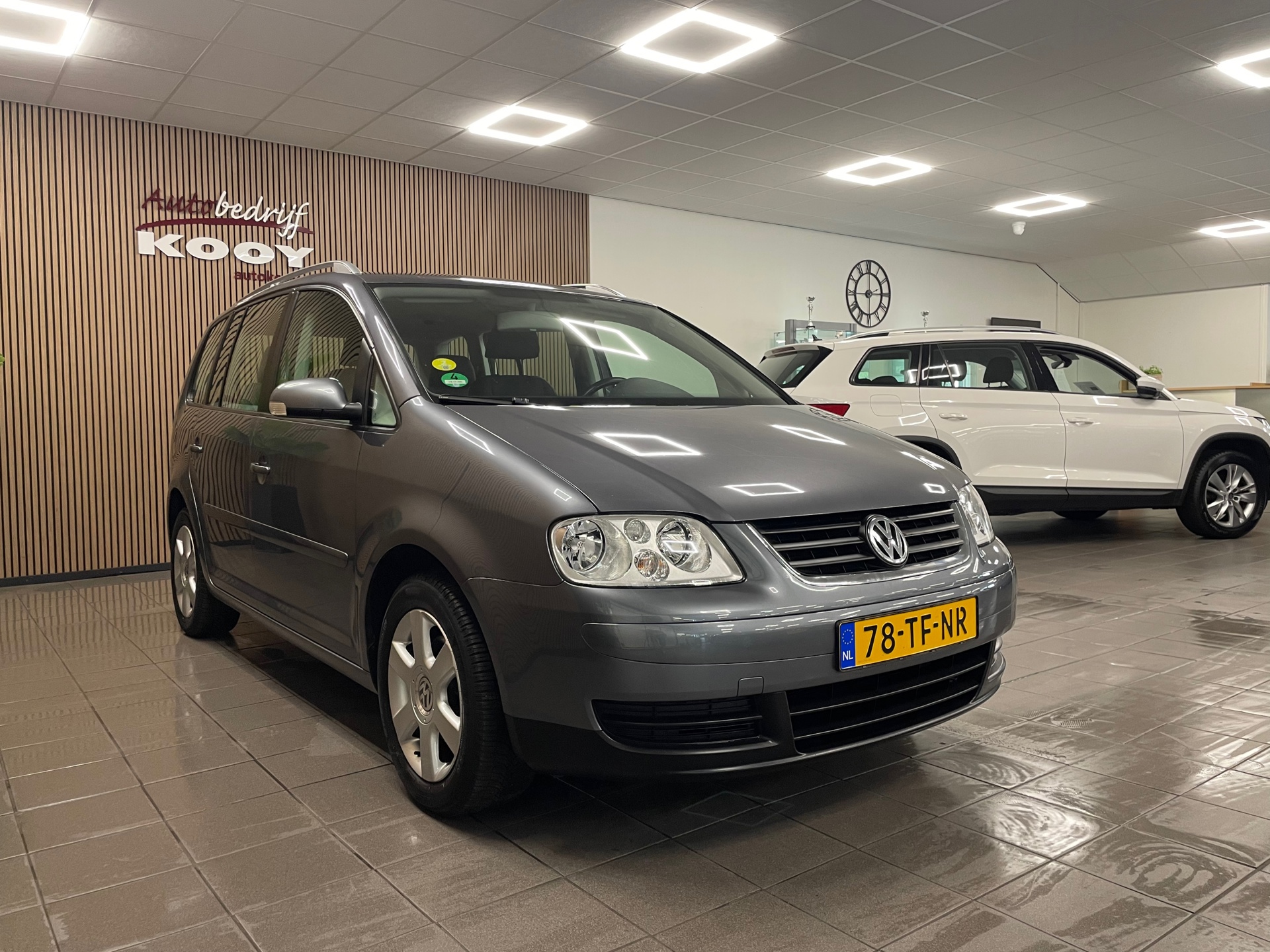 https://www.autokooy.nl//xml/images/47567937-8.JPG