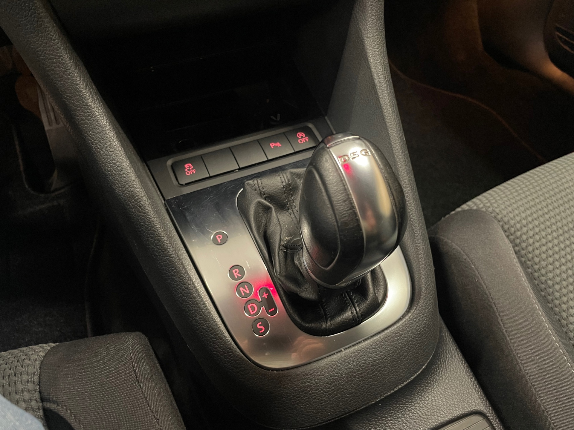 https://www.autokooy.nl//xml/images/47675246-19.JPG