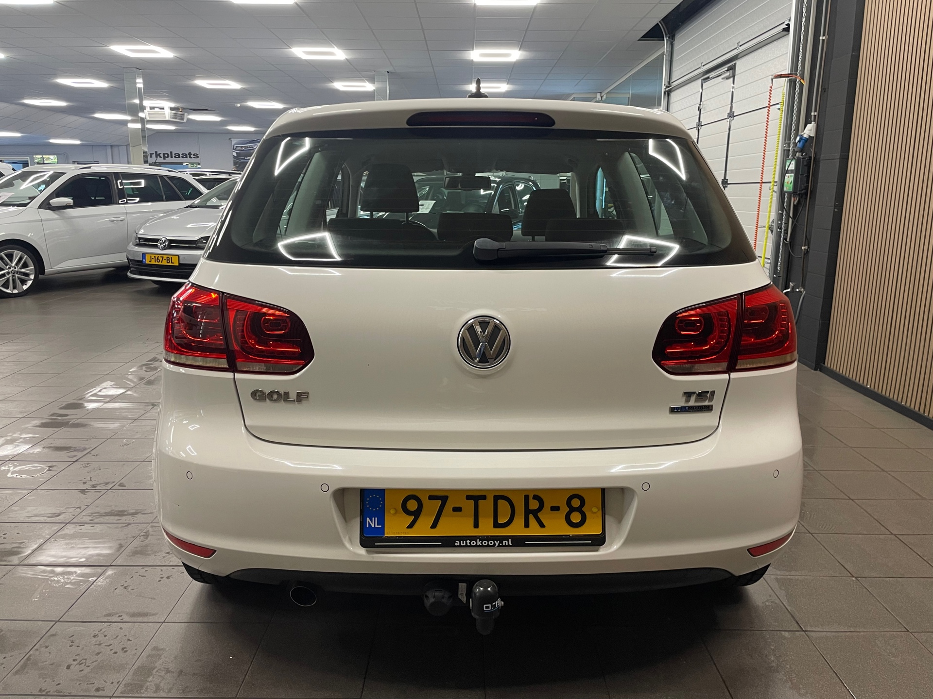 https://www.autokooy.nl//xml/images/47675246-5.JPG