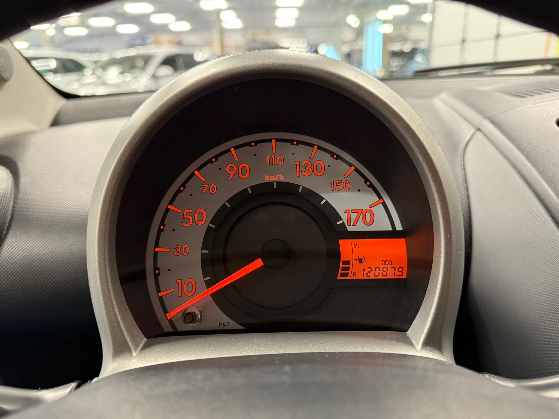 https://www.autokooy.nl//xml/images/47713286-15.JPG
