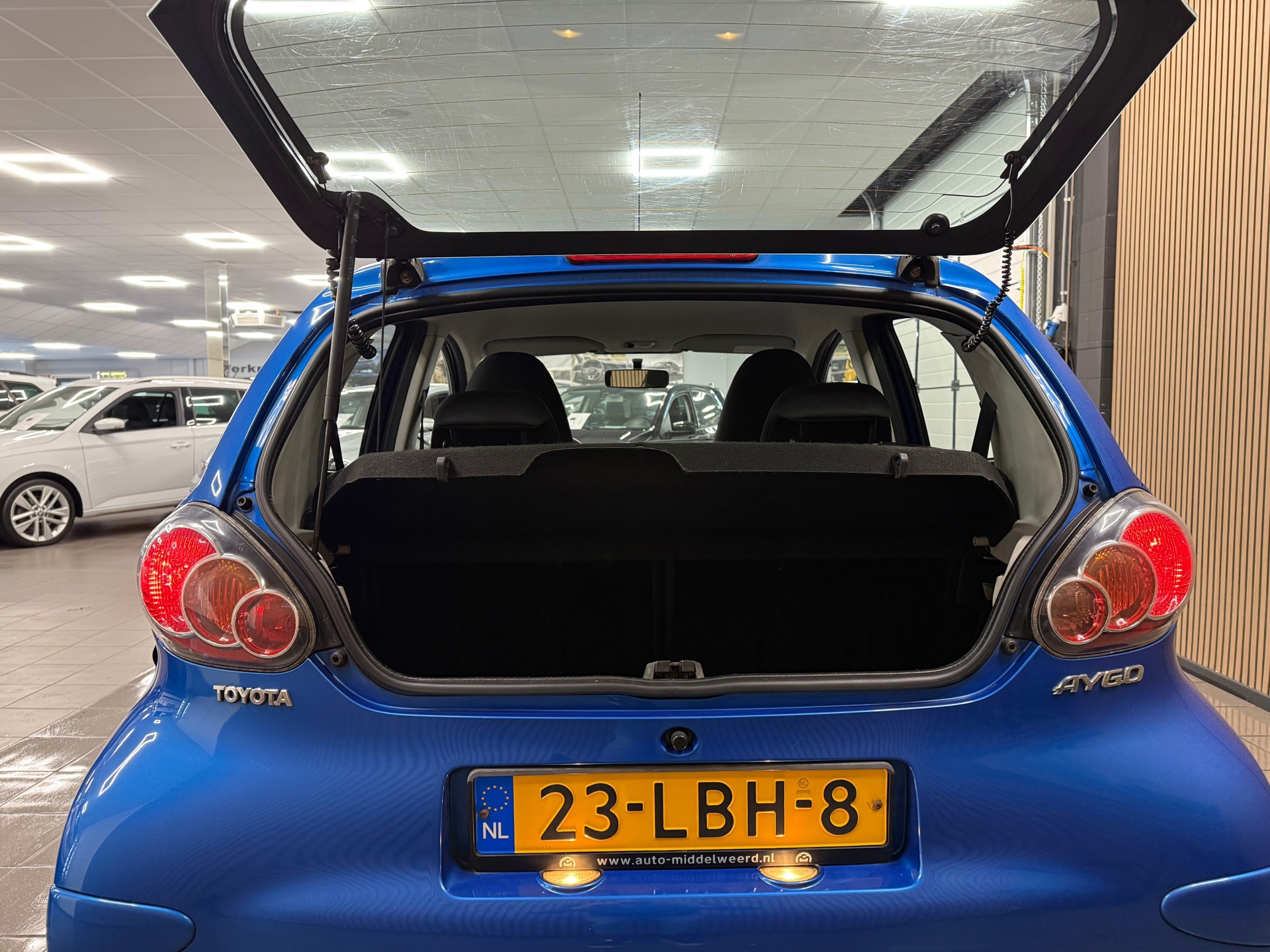 https://www.autokooy.nl//xml/images/47713286-5.JPG