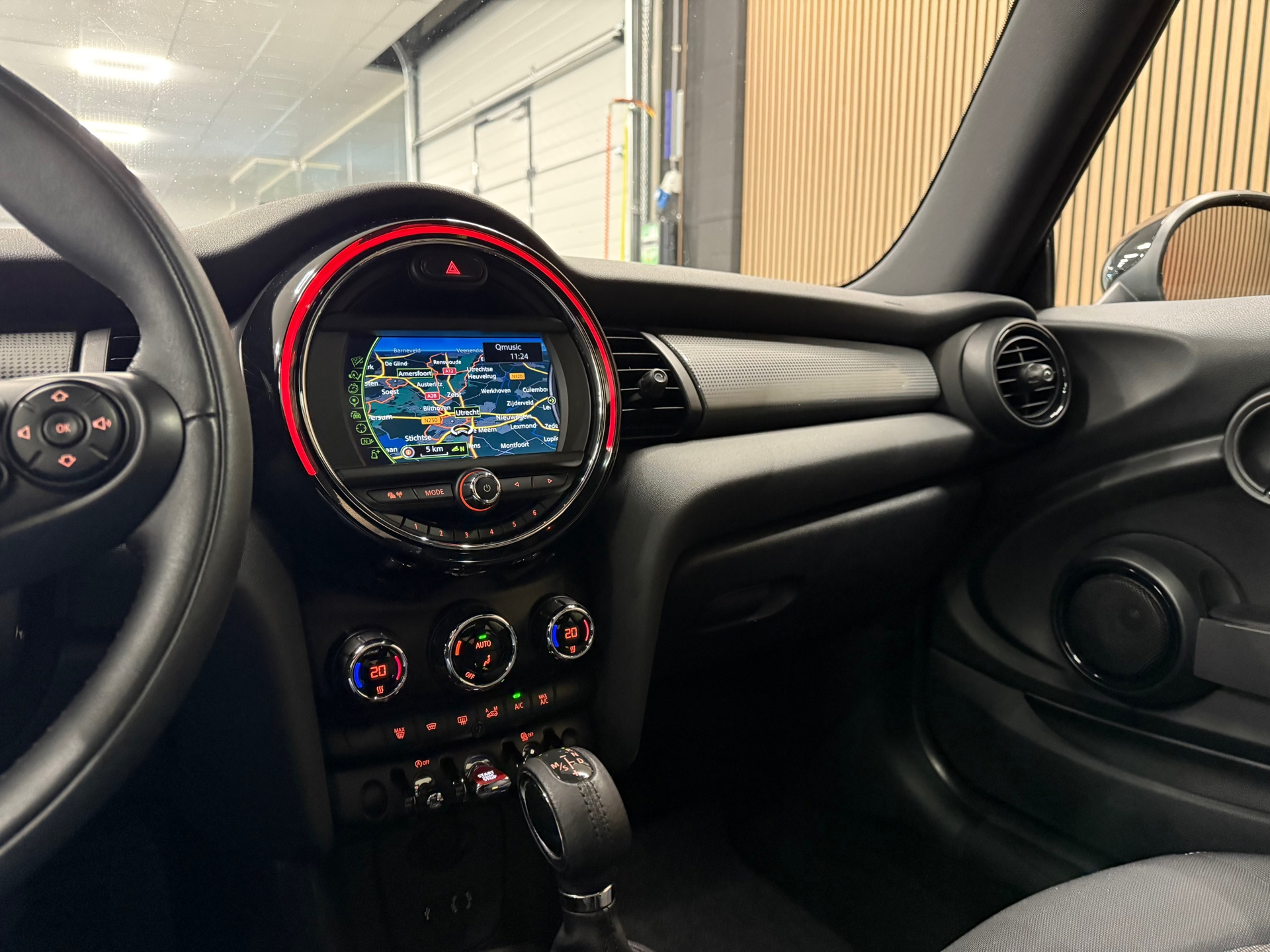 https://www.autokooy.nl//xml/images/47742049-20.JPG