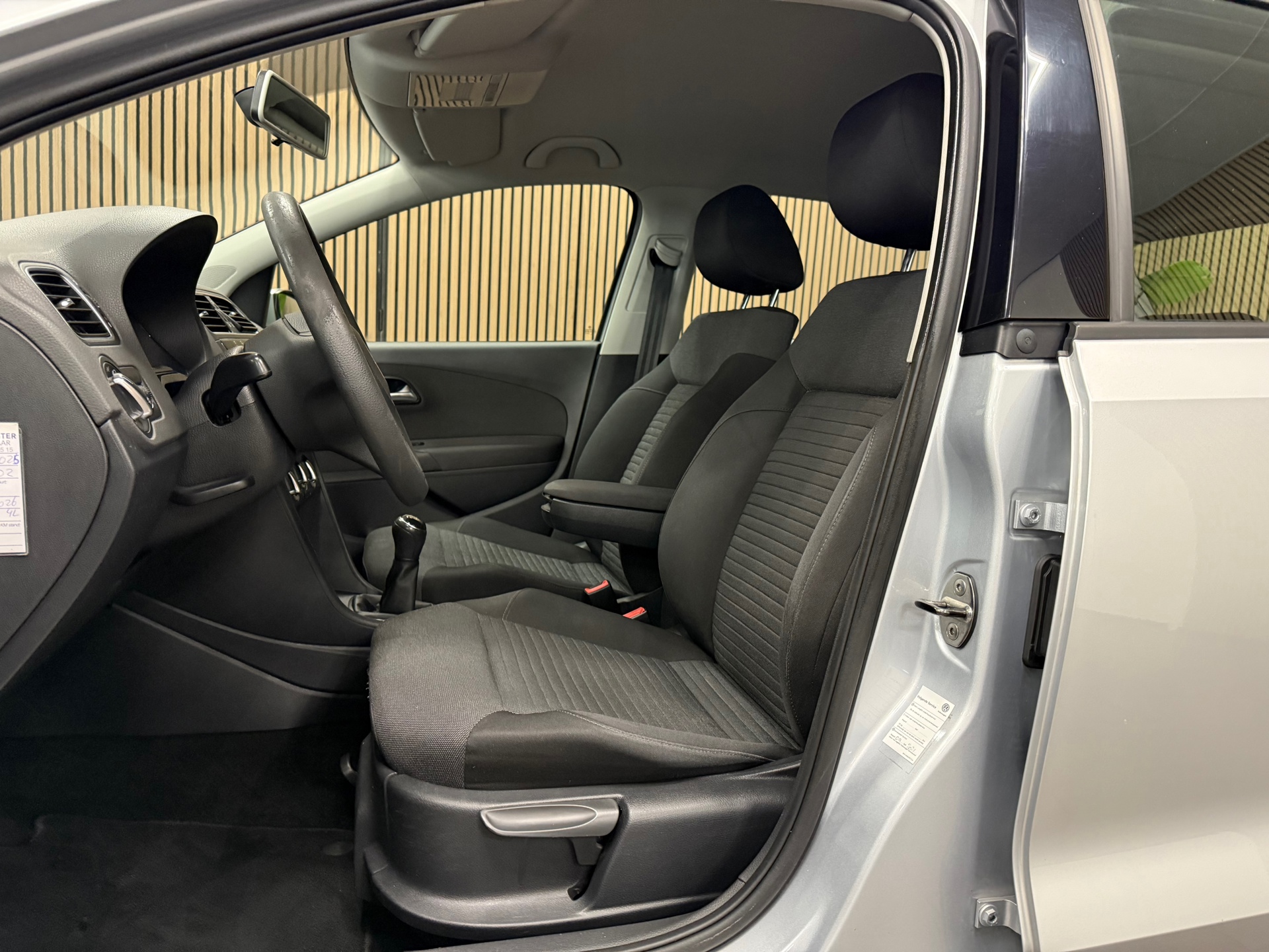https://www.autokooy.nl//xml/images/47768284-11.JPG