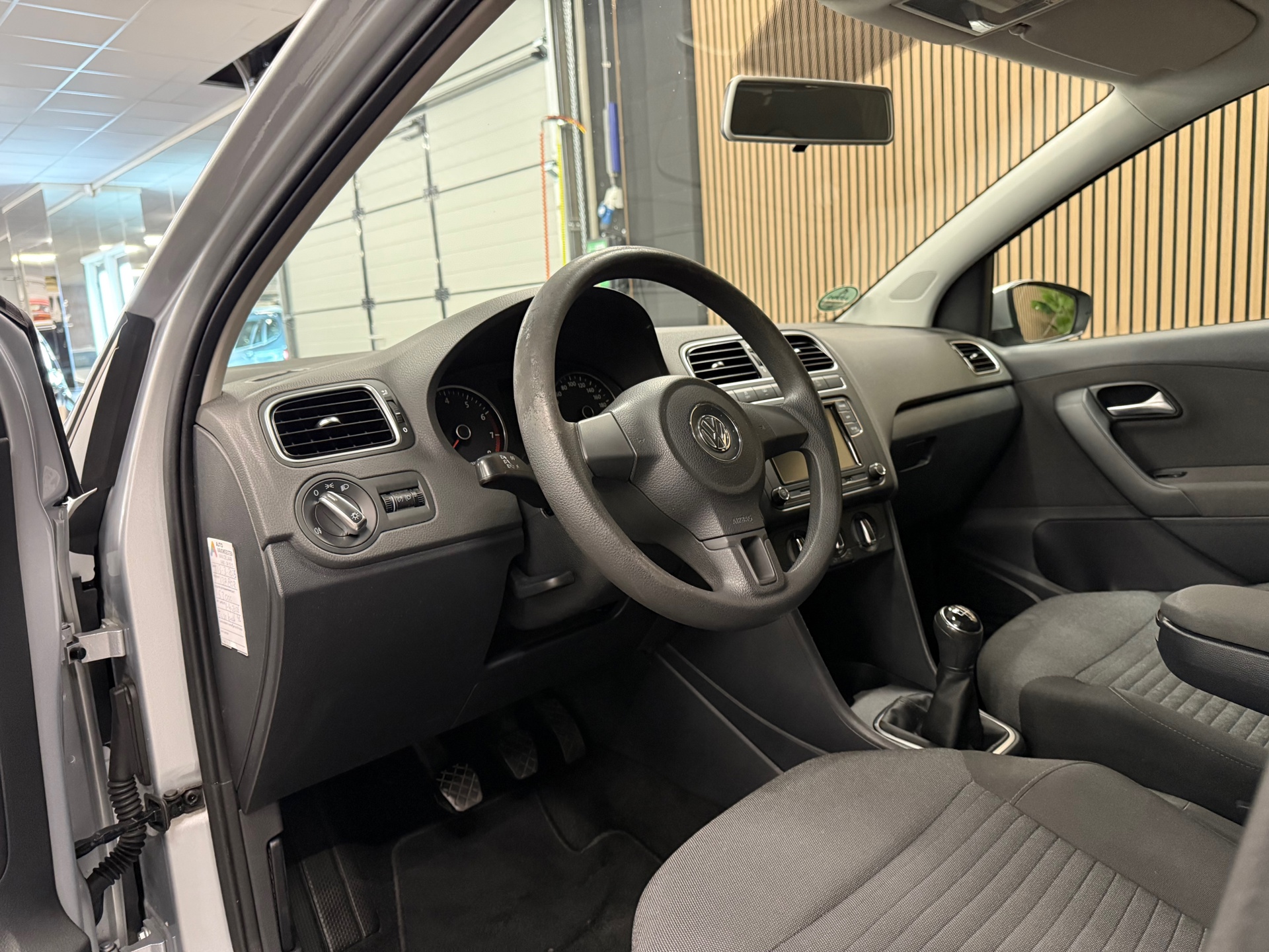 https://www.autokooy.nl//xml/images/47768284-12.JPG