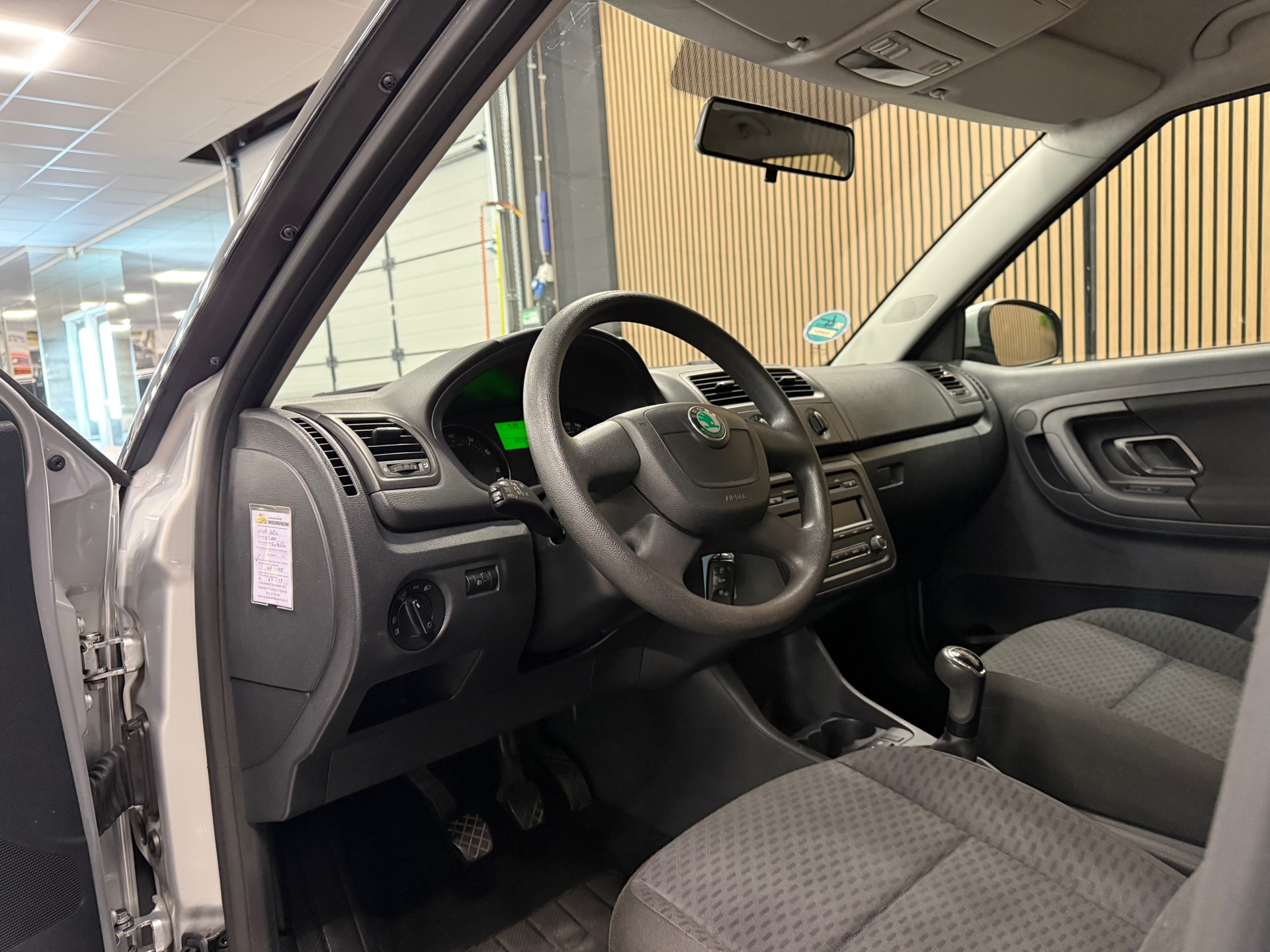 https://www.autokooy.nl//xml/images/47813969-13.JPG