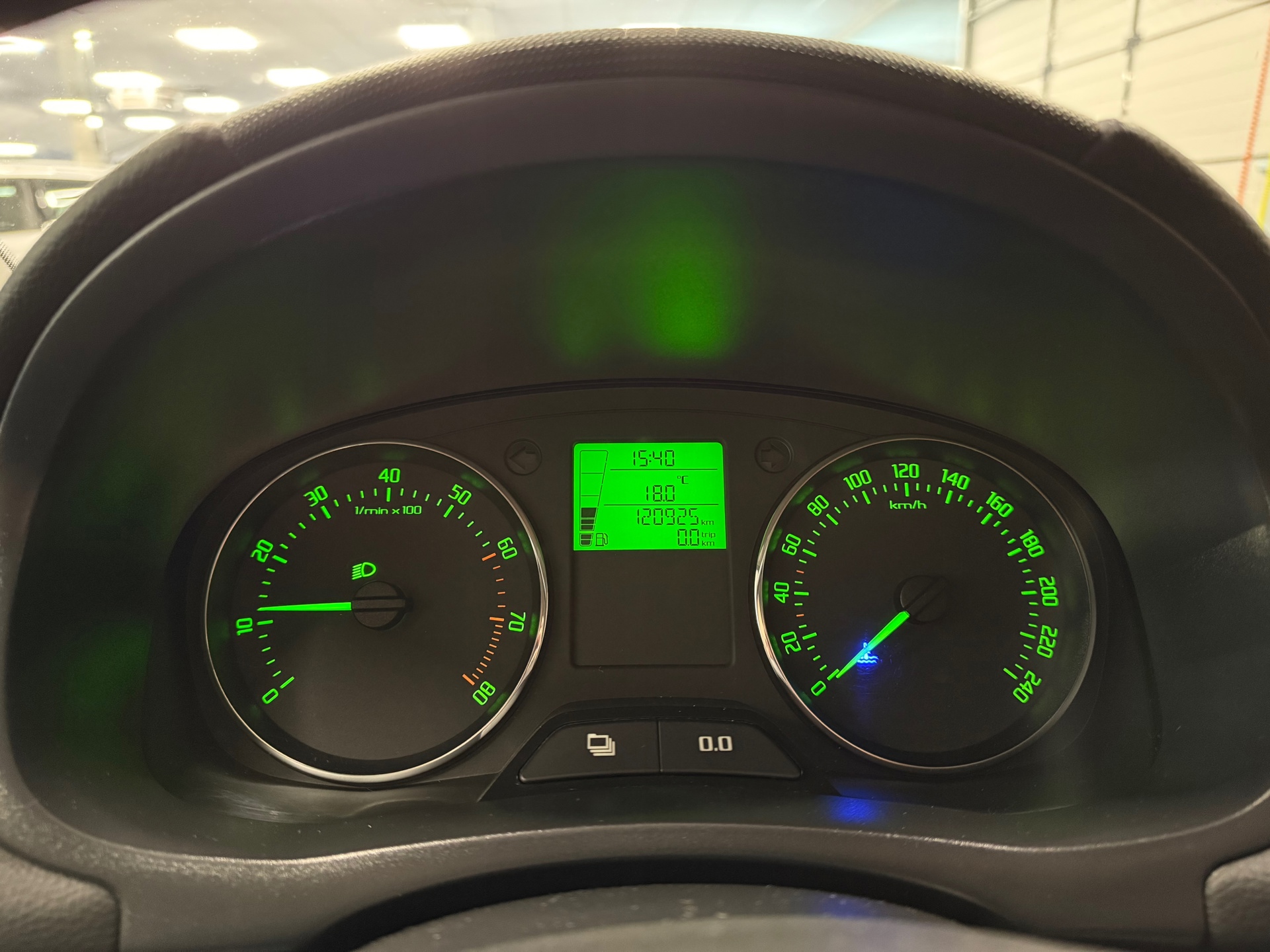 https://www.autokooy.nl//xml/images/47813969-15.JPG