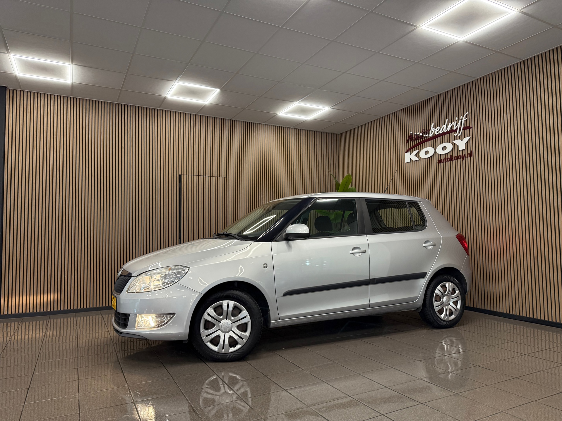 https://www.autokooy.nl//xml/images/47813969-9.JPG