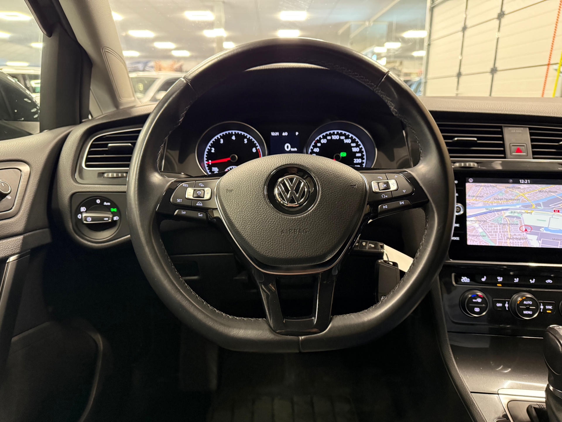 https://www.autokooy.nl//xml/images/47841003-13.JPG