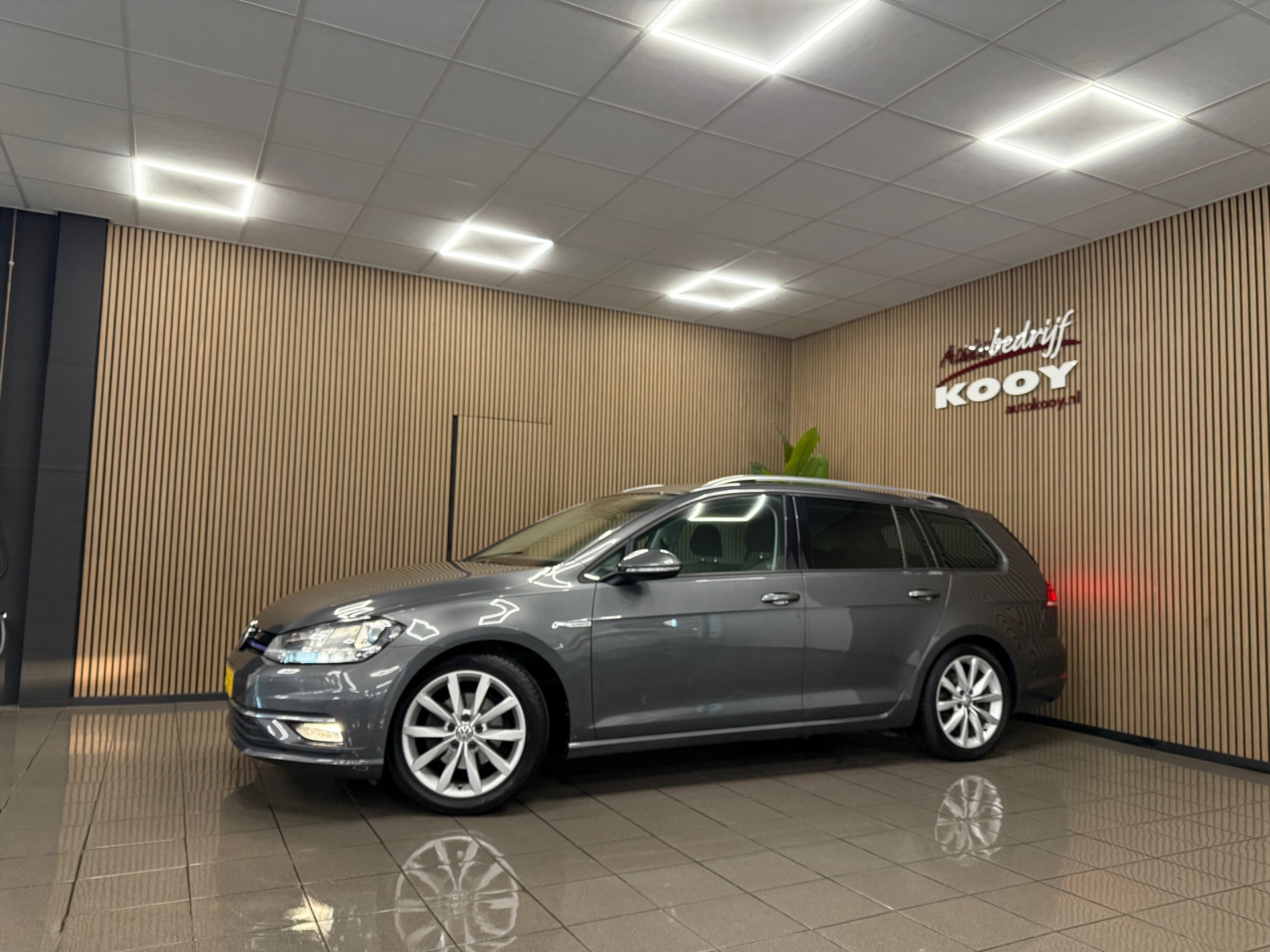 https://www.autokooy.nl//xml/images/47841003-9.JPG