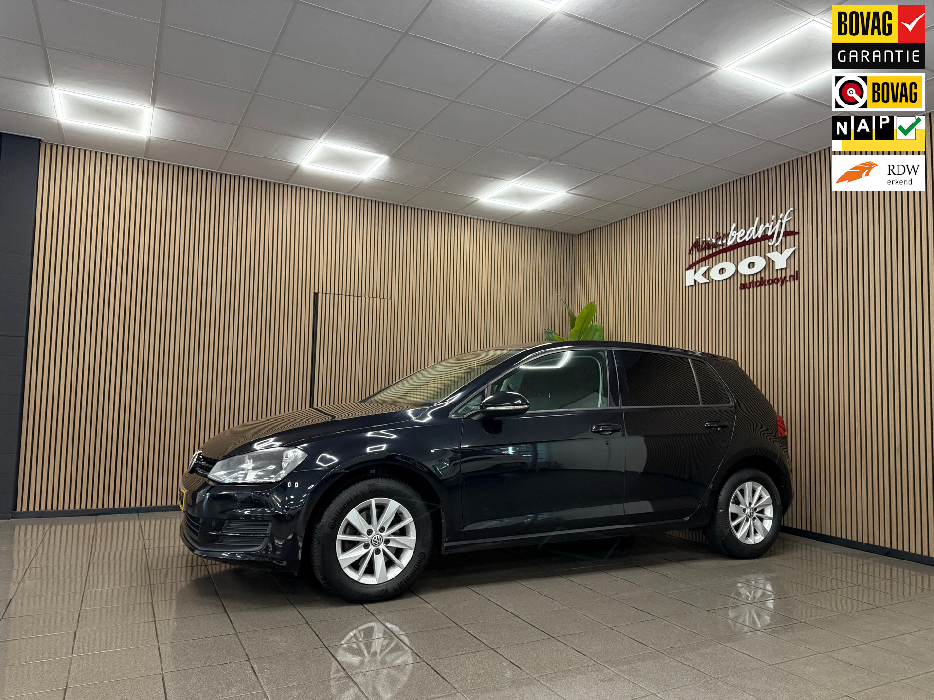 Volkswagen Golf 1.2 TSI Comfortline * Automaat / Dealer onderhouden / Navigatie / NL Auto *