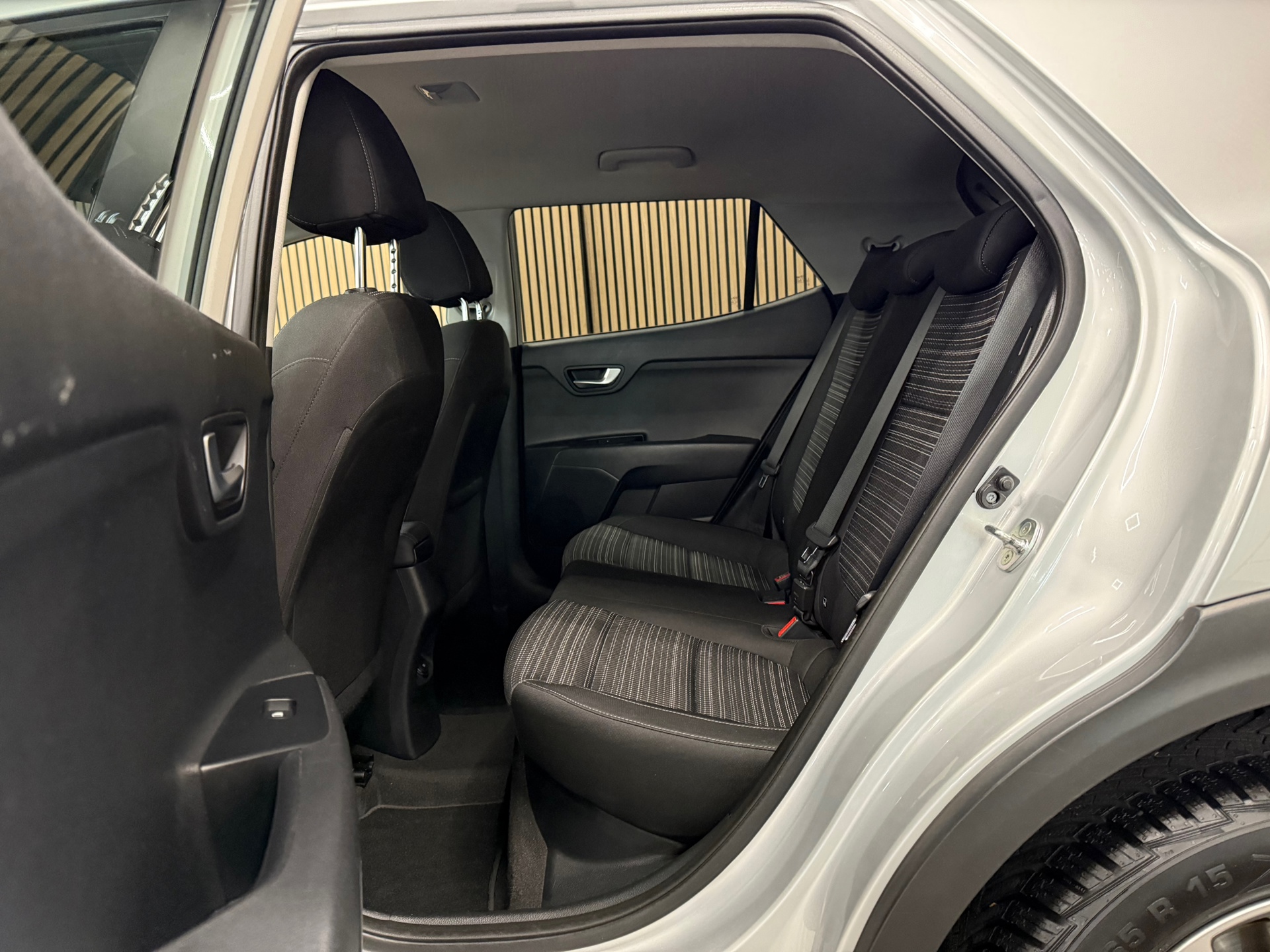 https://www.autokooy.nl//xml/images/47873289-23.JPG