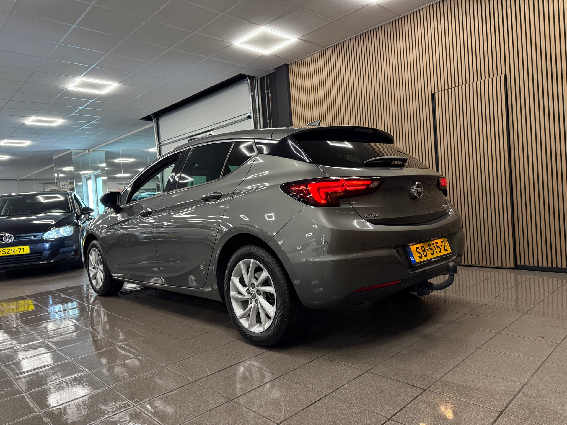 https://www.autokooy.nl//xml/images/47873351-3.JPG
