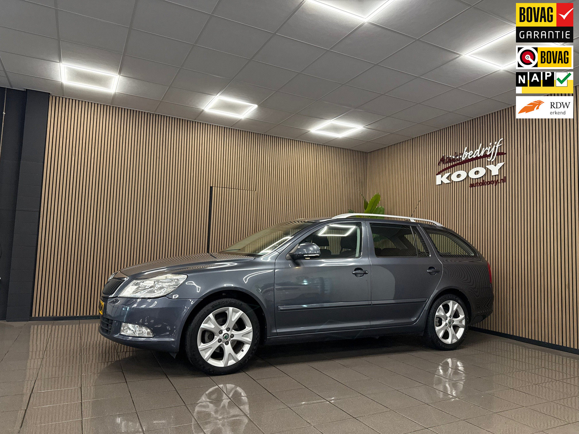 https://www.autokooy.nl//xml/images/47897936-1.JPG