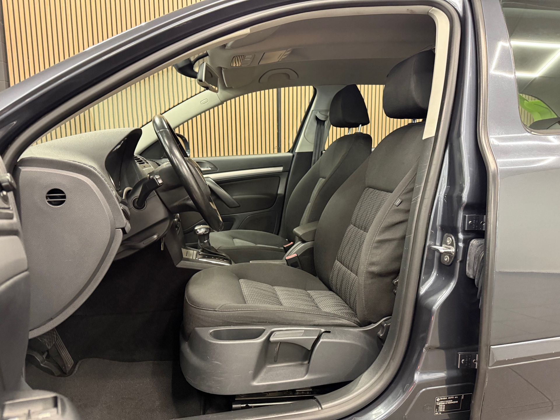 https://www.autokooy.nl//xml/images/47897936-10.JPG
