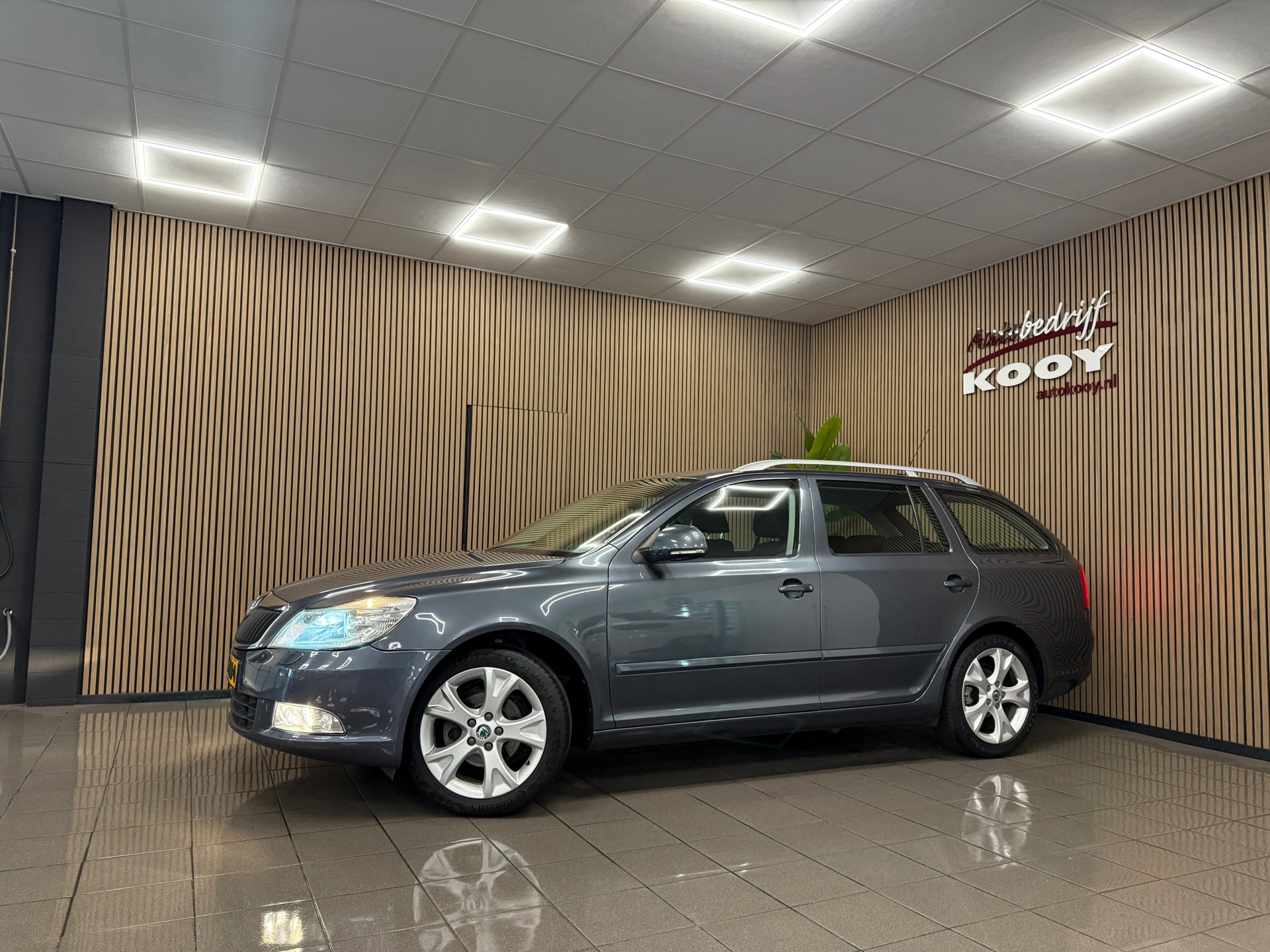 https://www.autokooy.nl//xml/images/47897936-9.JPG