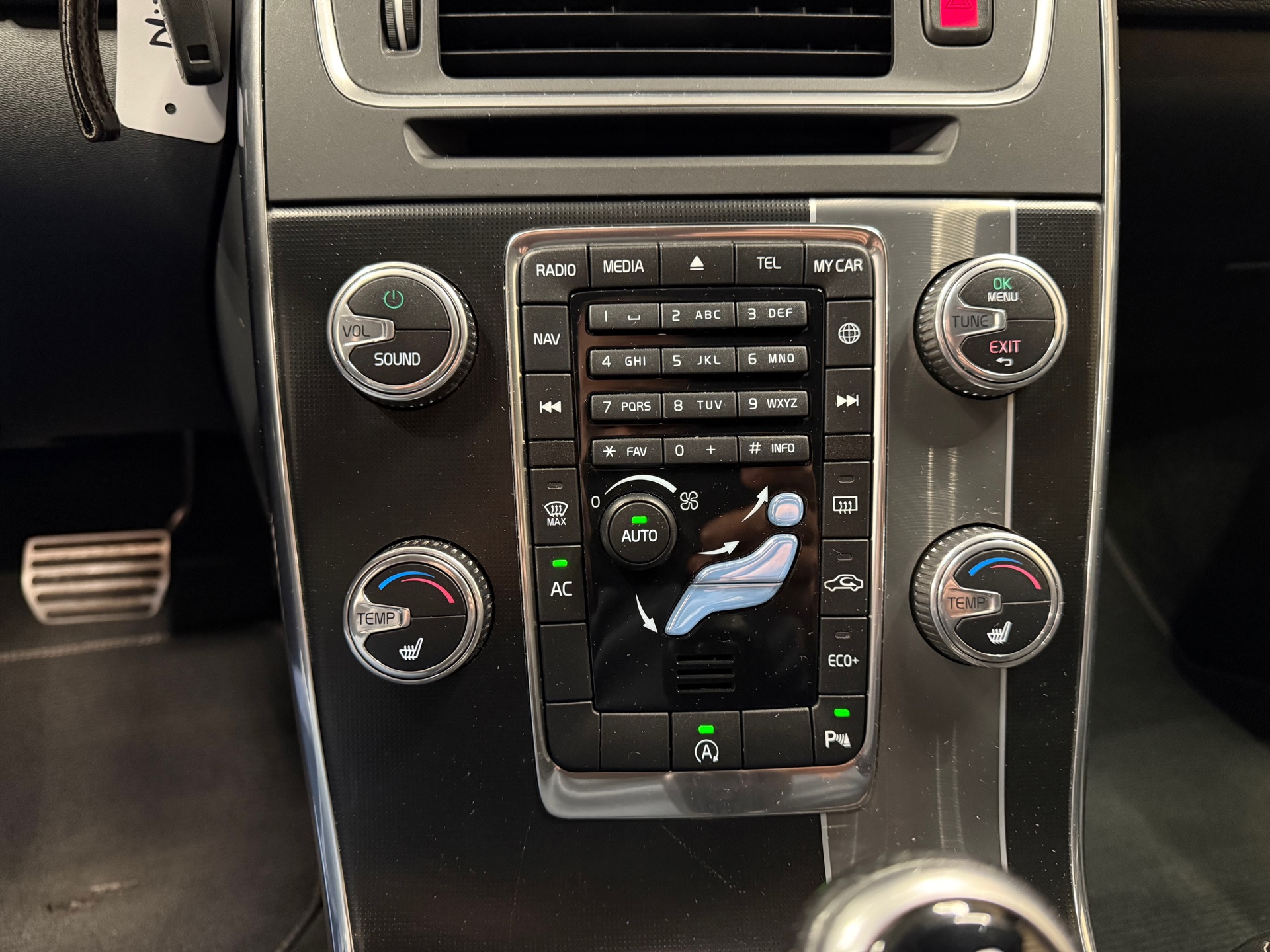 https://www.autokooy.nl//xml/images/47898102-19.JPG