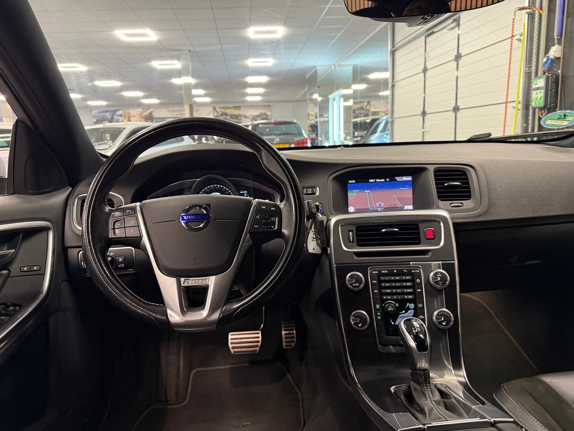 https://www.autokooy.nl//xml/images/47898102-21.JPG