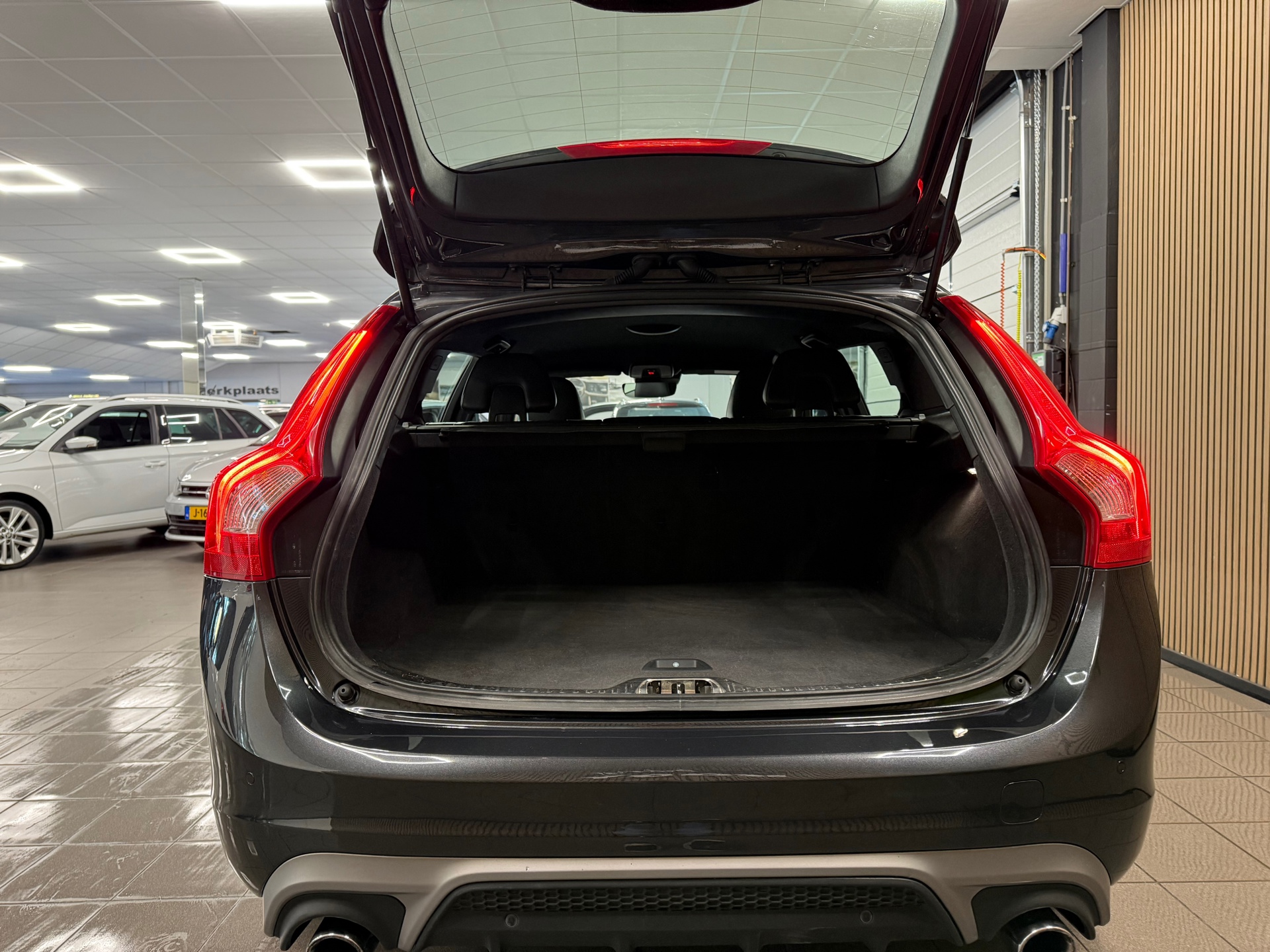 https://www.autokooy.nl//xml/images/47898102-5.JPG