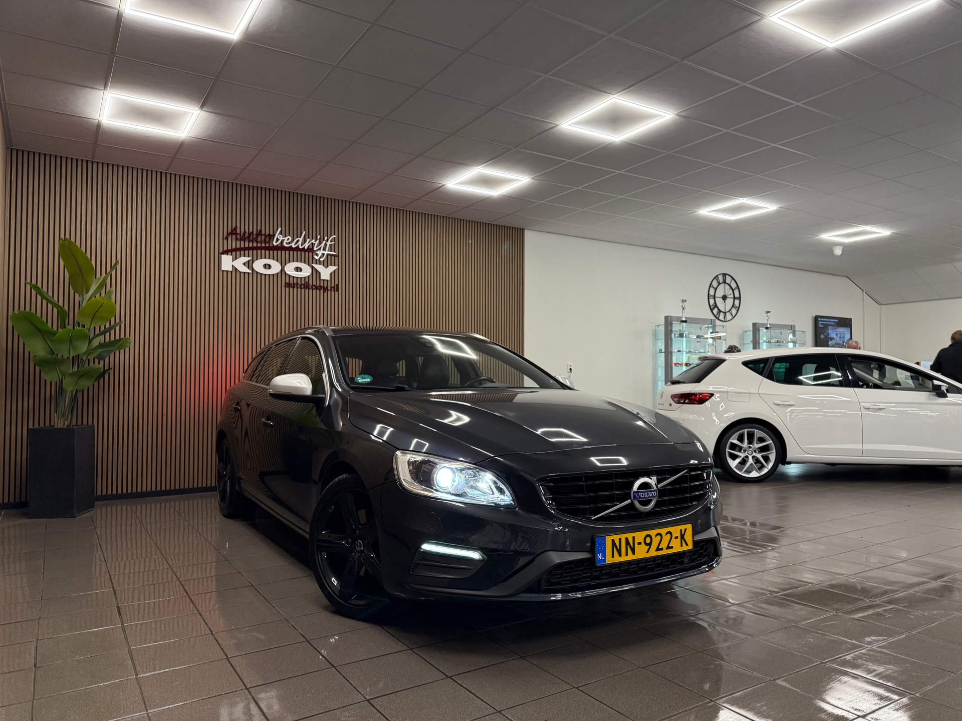 https://www.autokooy.nl//xml/images/47898102-7.JPG