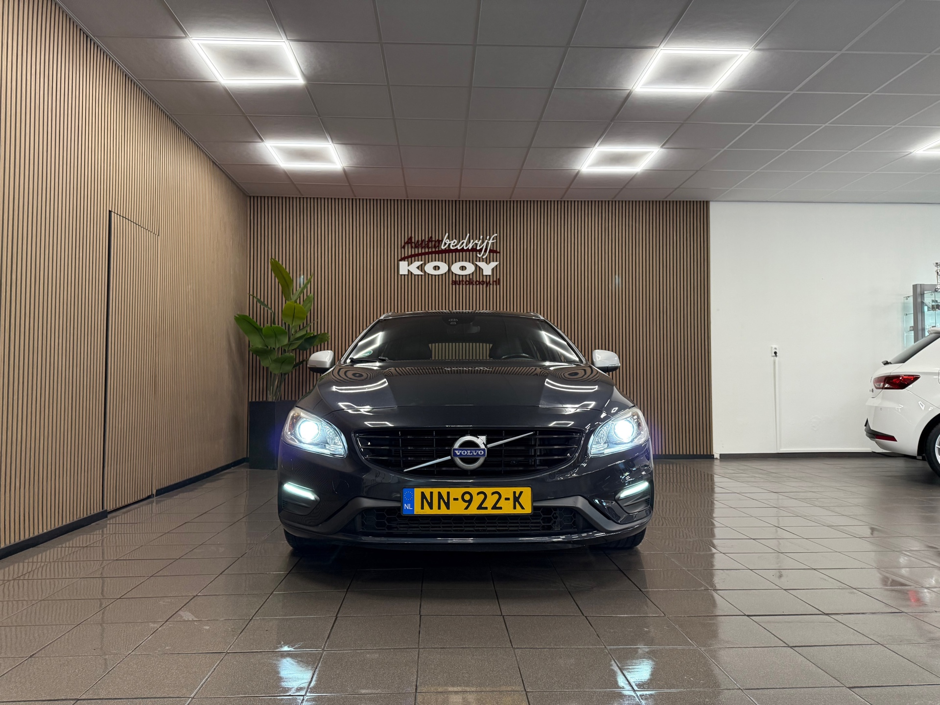 https://www.autokooy.nl//xml/images/47898102-8.JPG