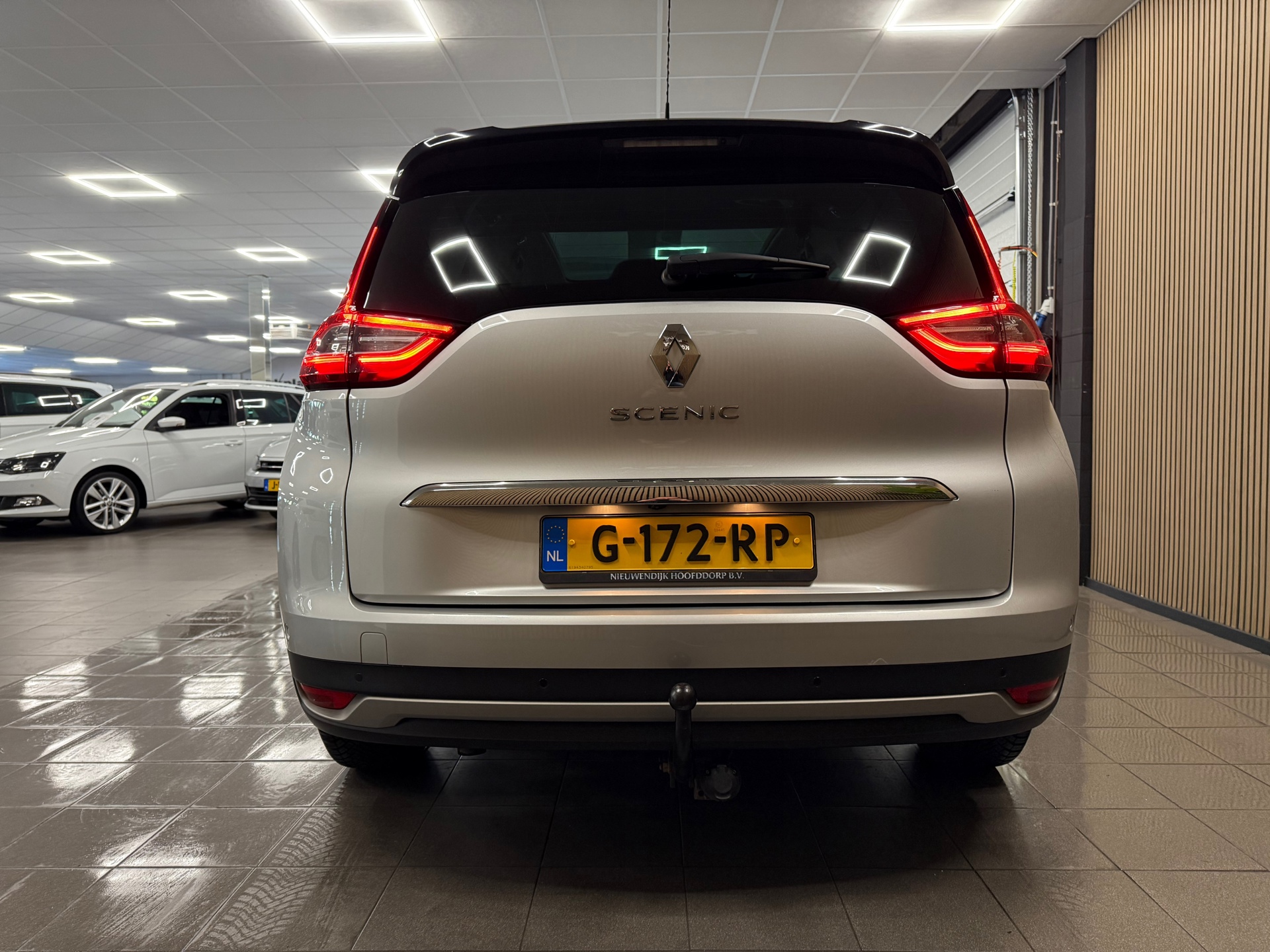 https://www.autokooy.nl//xml/images/47974637-4.JPG