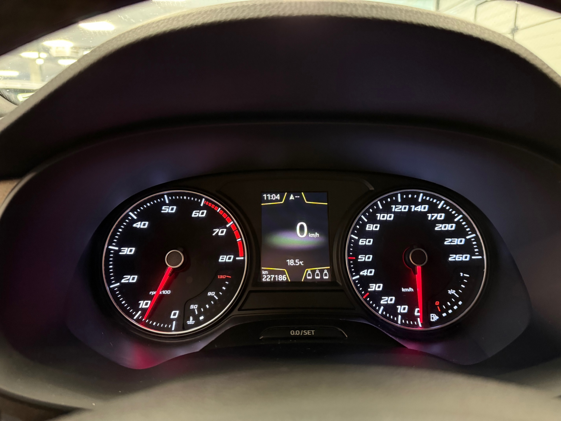 https://www.autokooy.nl//xml/images/47999040-14.JPG