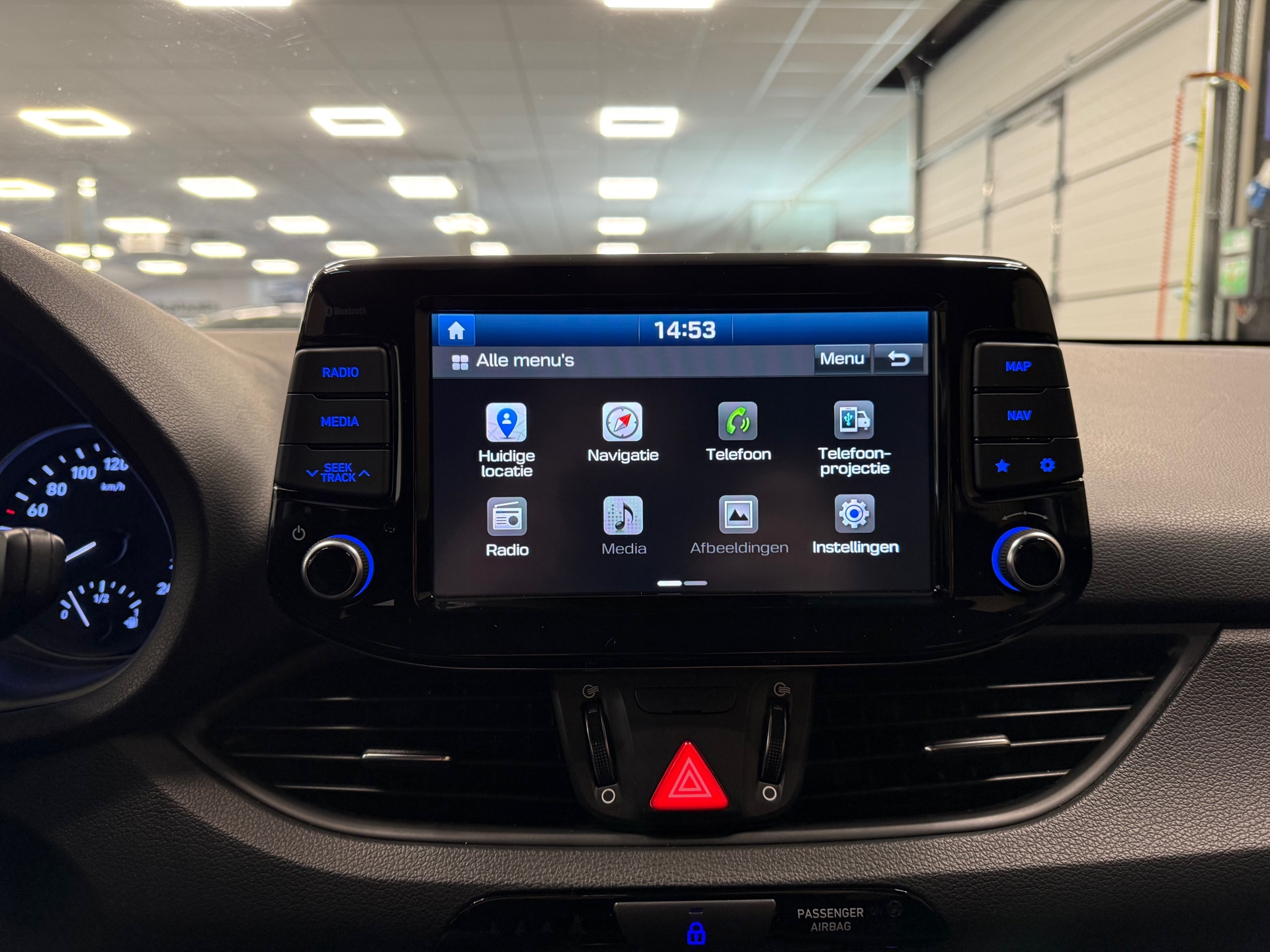 https://www.autokooy.nl//xml/images/47999343-15.JPG
