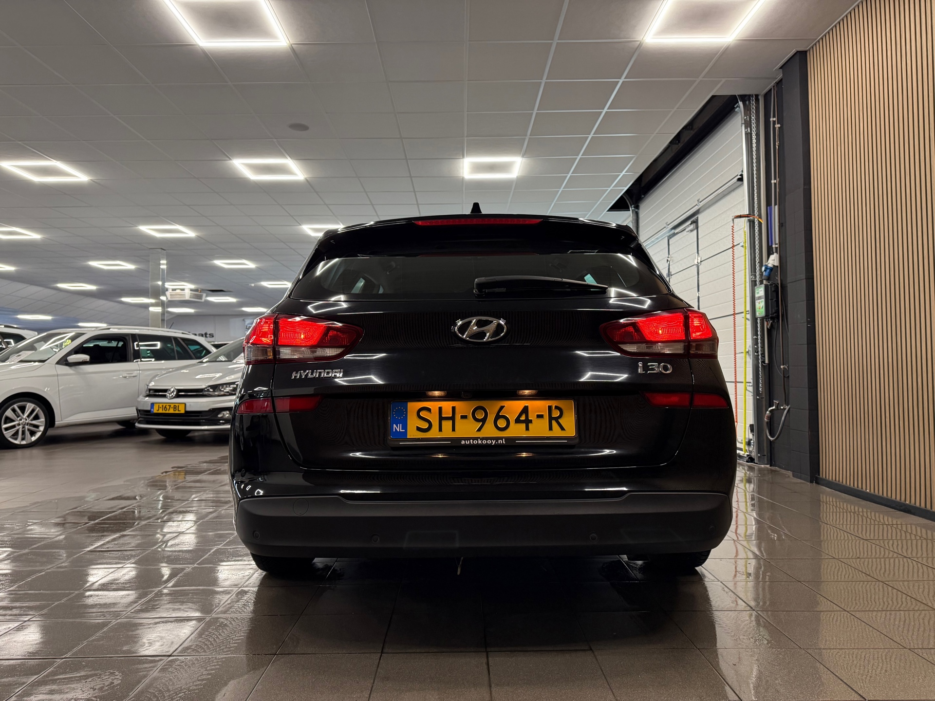 https://www.autokooy.nl//xml/images/47999343-4.JPG