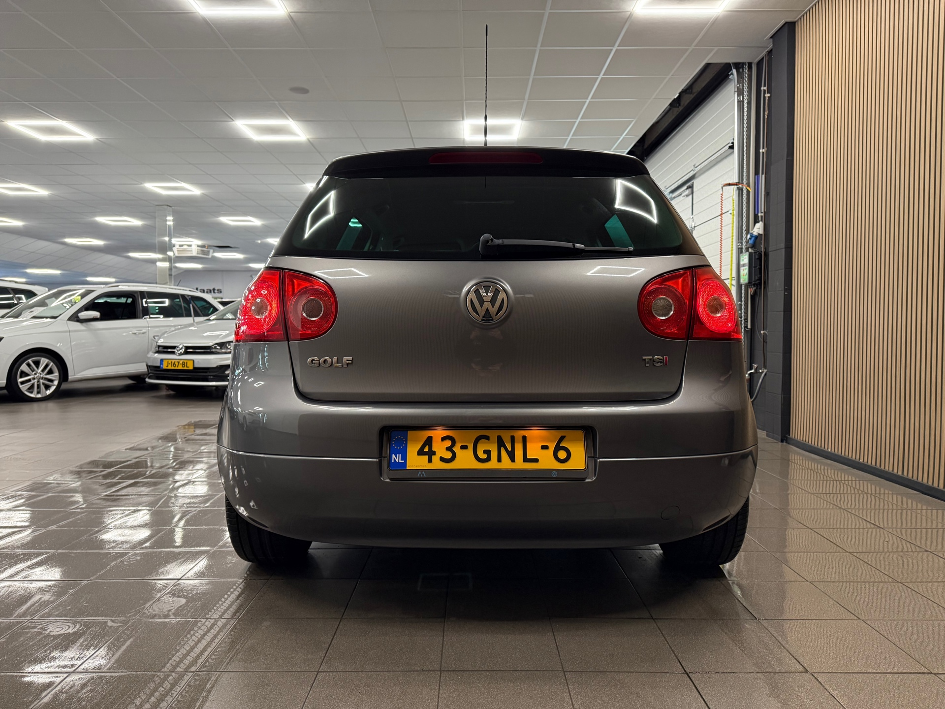 https://www.autokooy.nl//xml/images/47999381-4.JPG