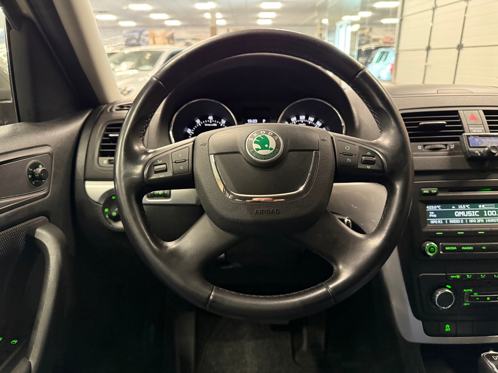 https://www.autokooy.nl//xml/images/48036675-13.JPG