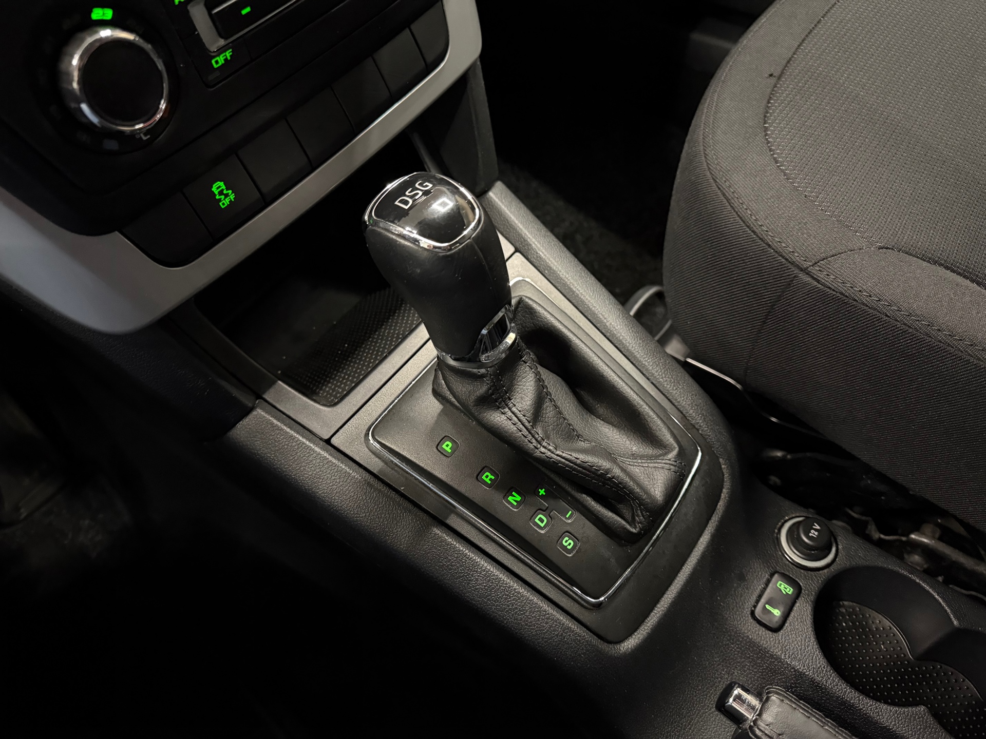 https://www.autokooy.nl//xml/images/48036675-19.JPG