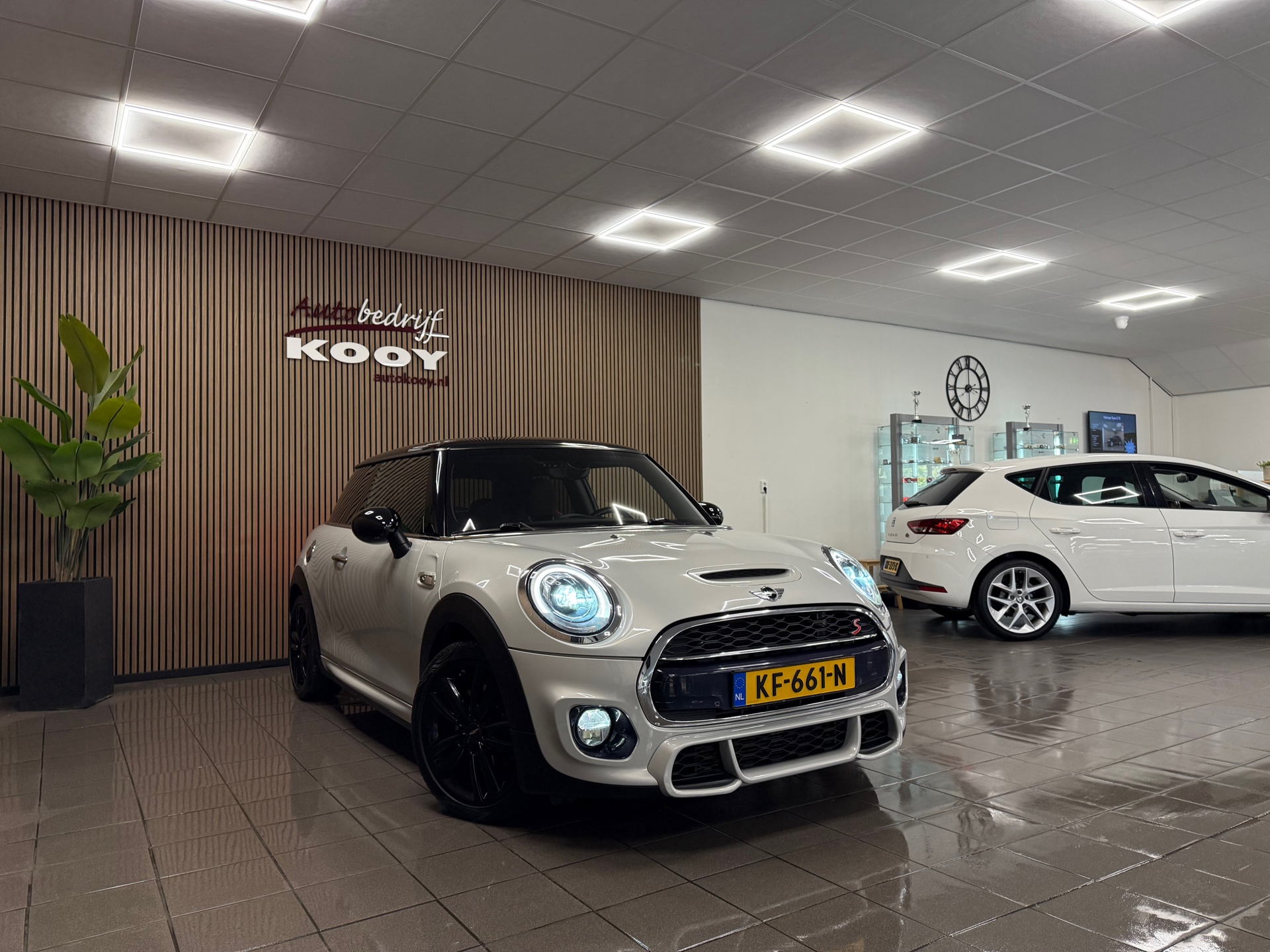 https://www.autokooy.nl//xml/images/48036836-8.JPG