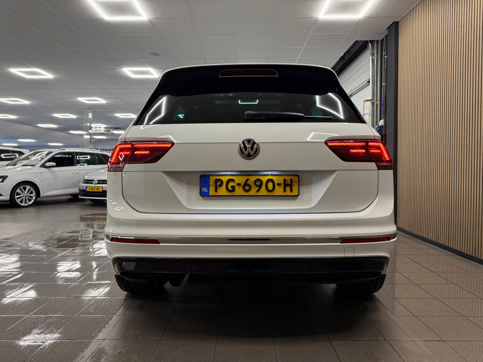 https://www.autokooy.nl//xml/images/48064329-4.JPG