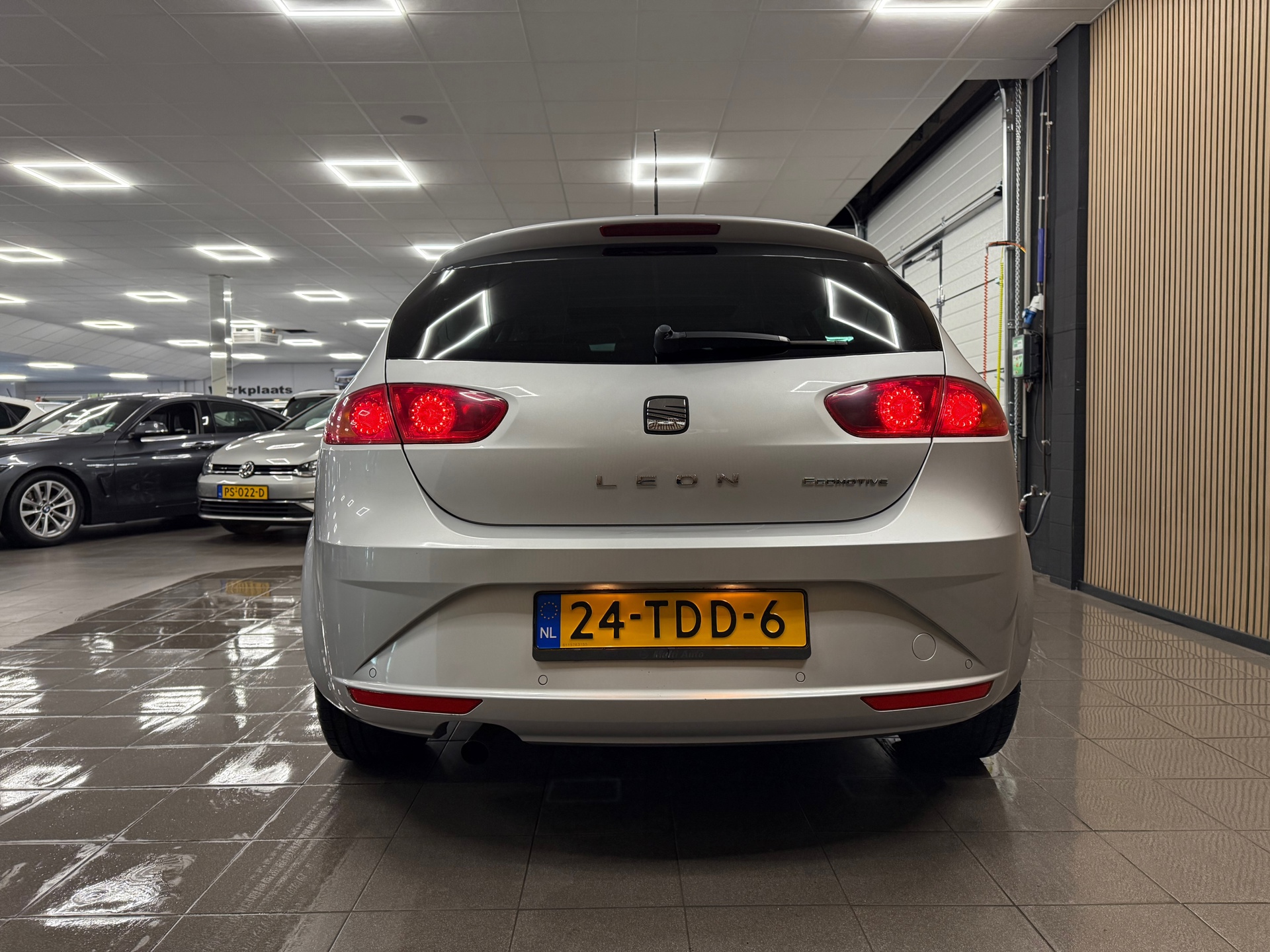 https://www.autokooy.nl//xml/images/48113178-4.JPG