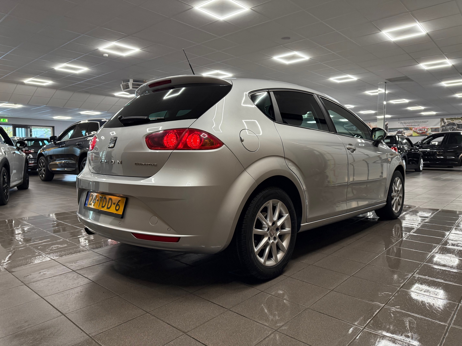 https://www.autokooy.nl//xml/images/48113178-6.JPG