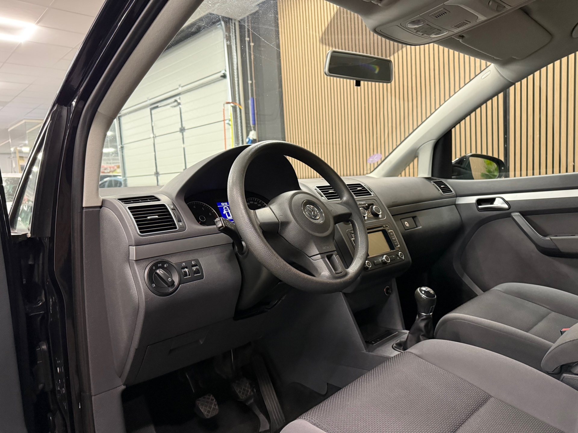 https://www.autokooy.nl//xml/images/48133455-12.JPG