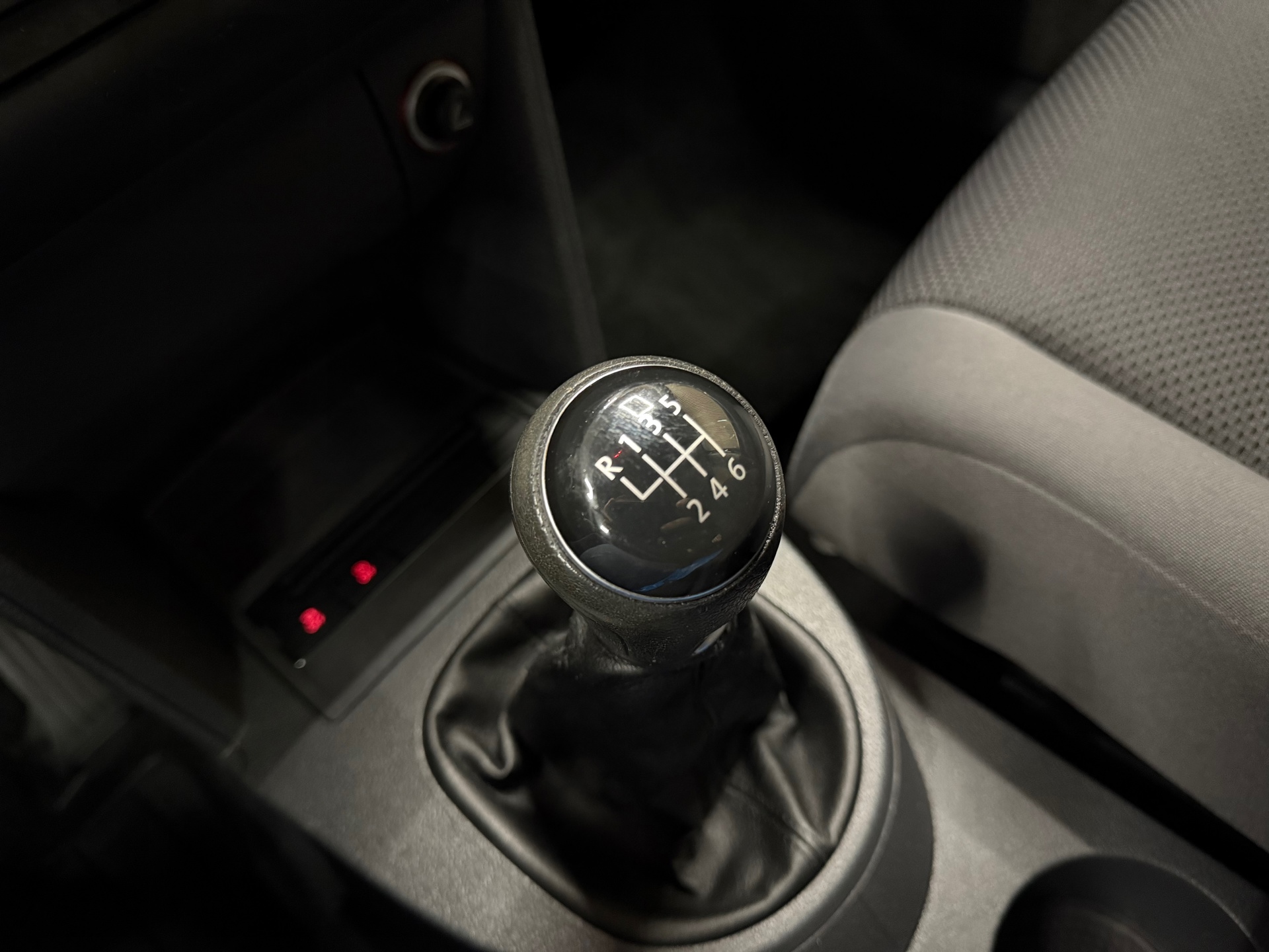 https://www.autokooy.nl//xml/images/48133455-21.JPG