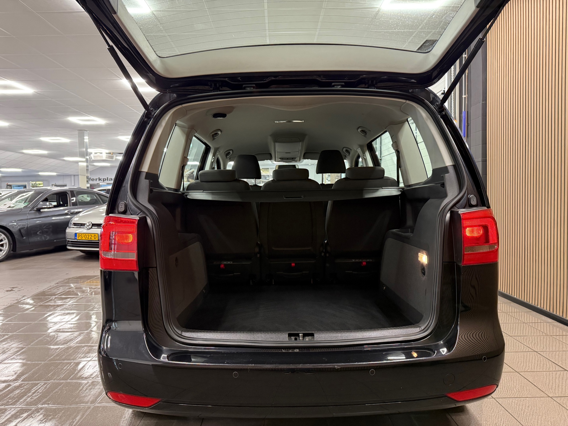 https://www.autokooy.nl//xml/images/48133455-5.JPG