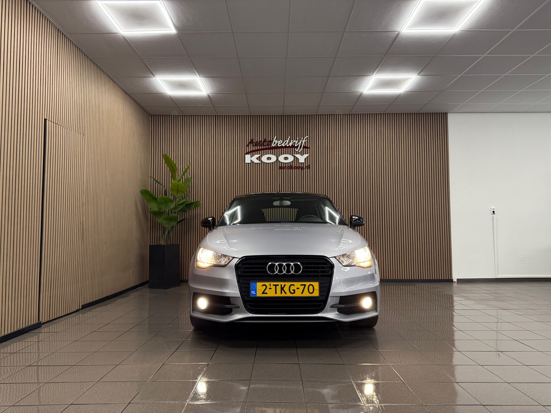 https://www.autokooy.nl//xml/images/48160664-8.JPG