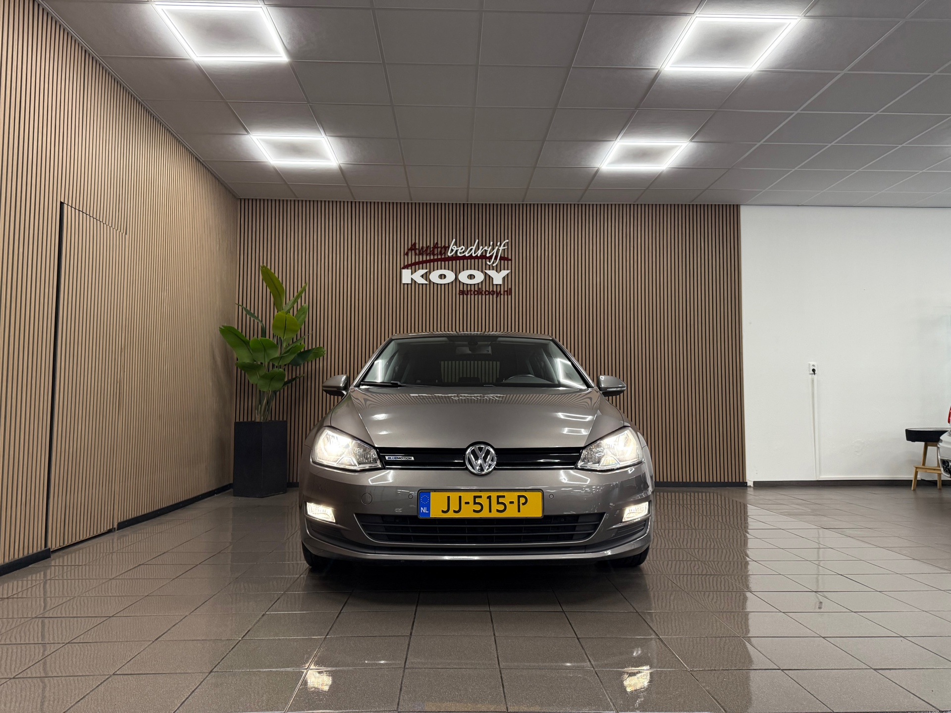 https://www.autokooy.nl//xml/images/48160687-8.JPG