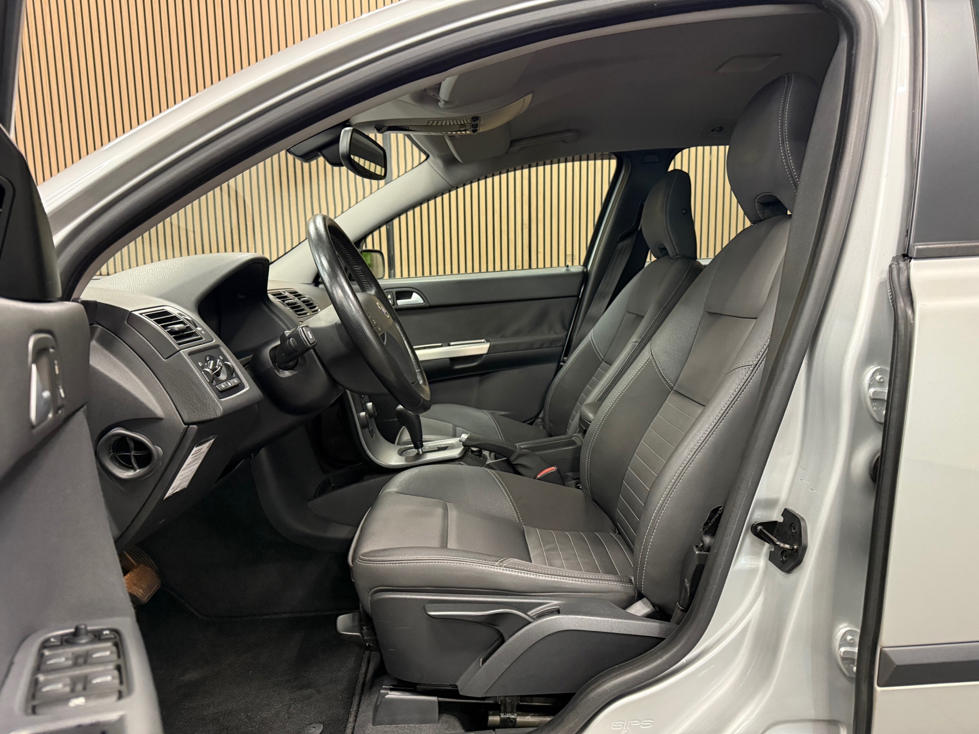 https://www.autokooy.nl//xml/images/48261410-11.JPG