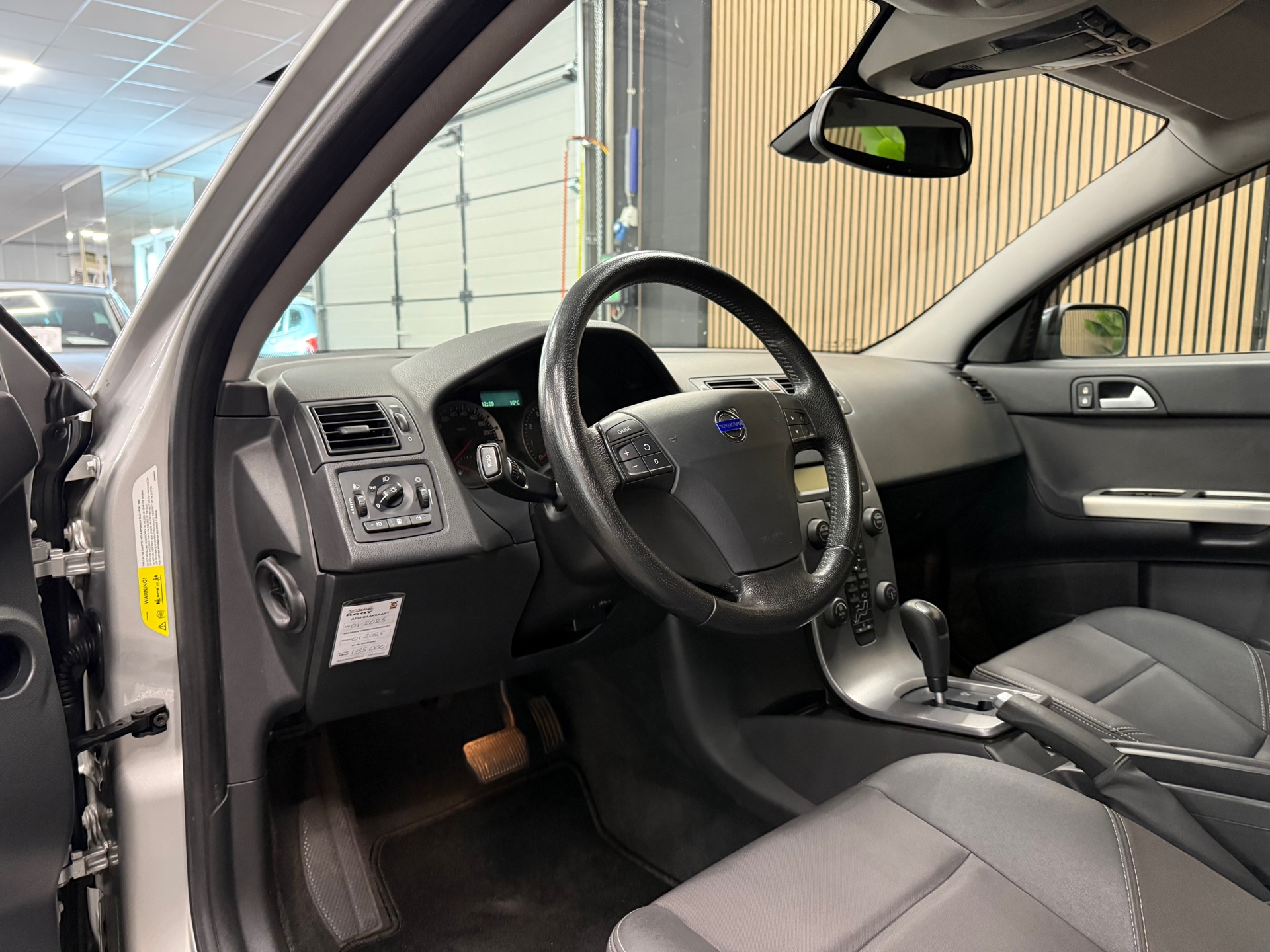 https://www.autokooy.nl//xml/images/48261410-12.JPG