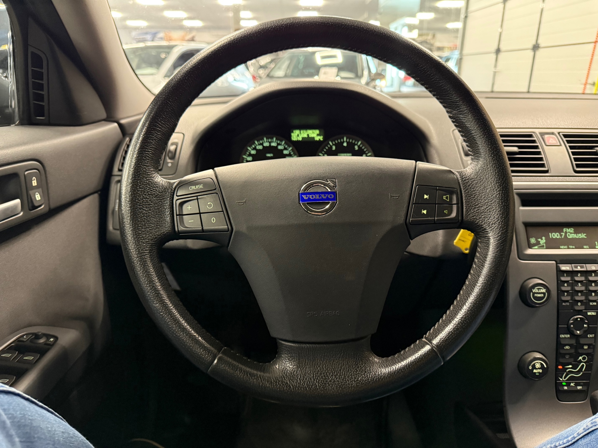 https://www.autokooy.nl//xml/images/48261410-14.JPG