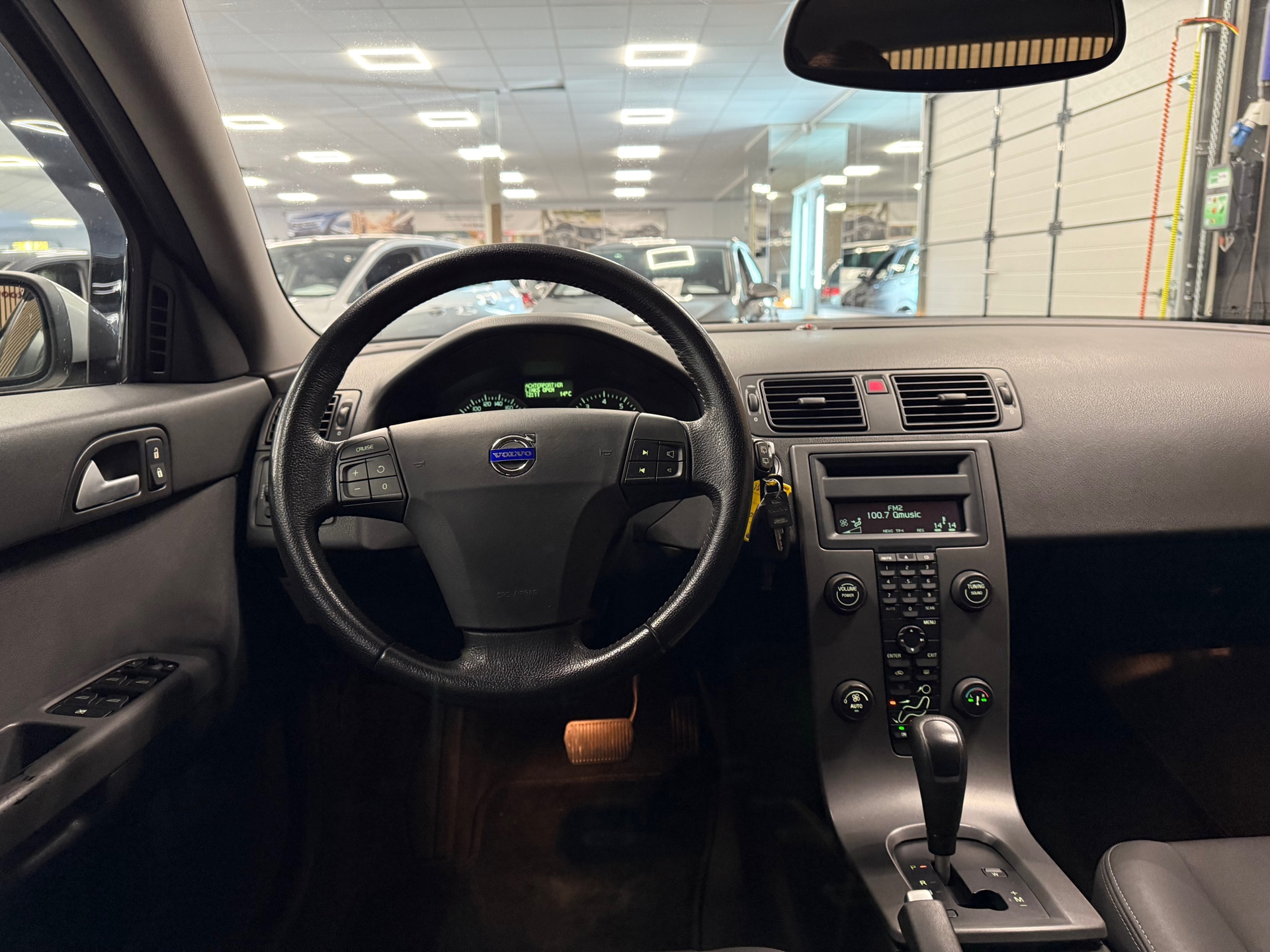 https://www.autokooy.nl//xml/images/48261410-19.JPG