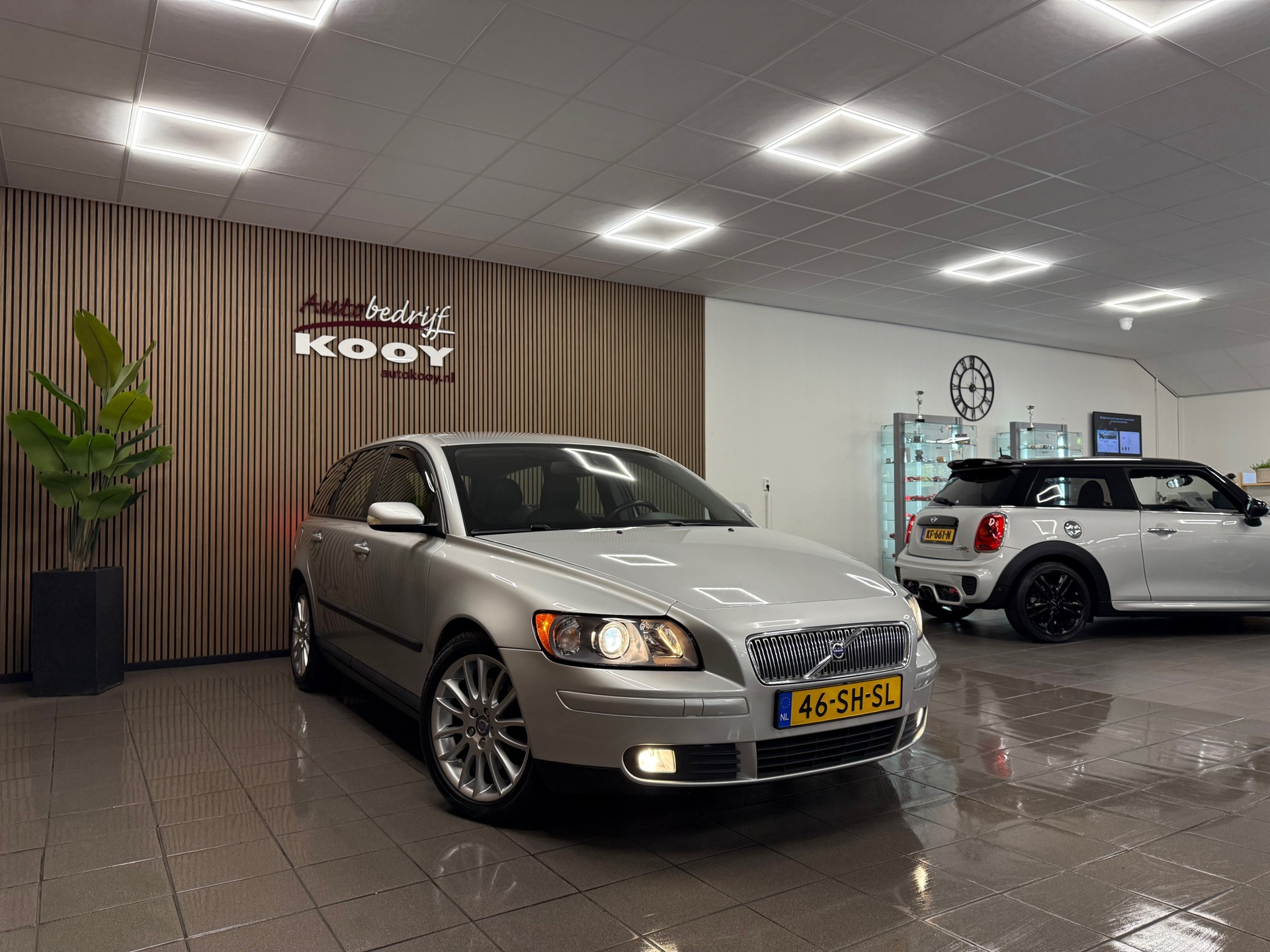 https://www.autokooy.nl//xml/images/48261410-7.JPG
