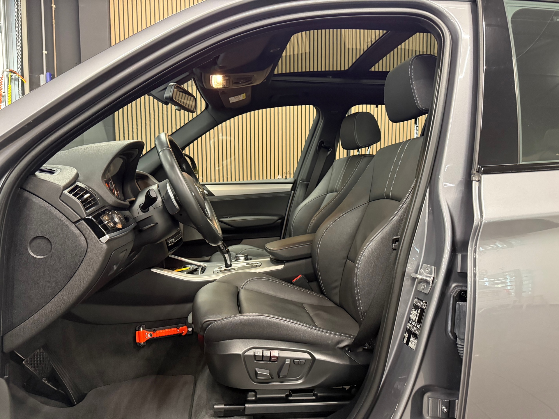 https://www.autokooy.nl//xml/images/48262024-13.JPG