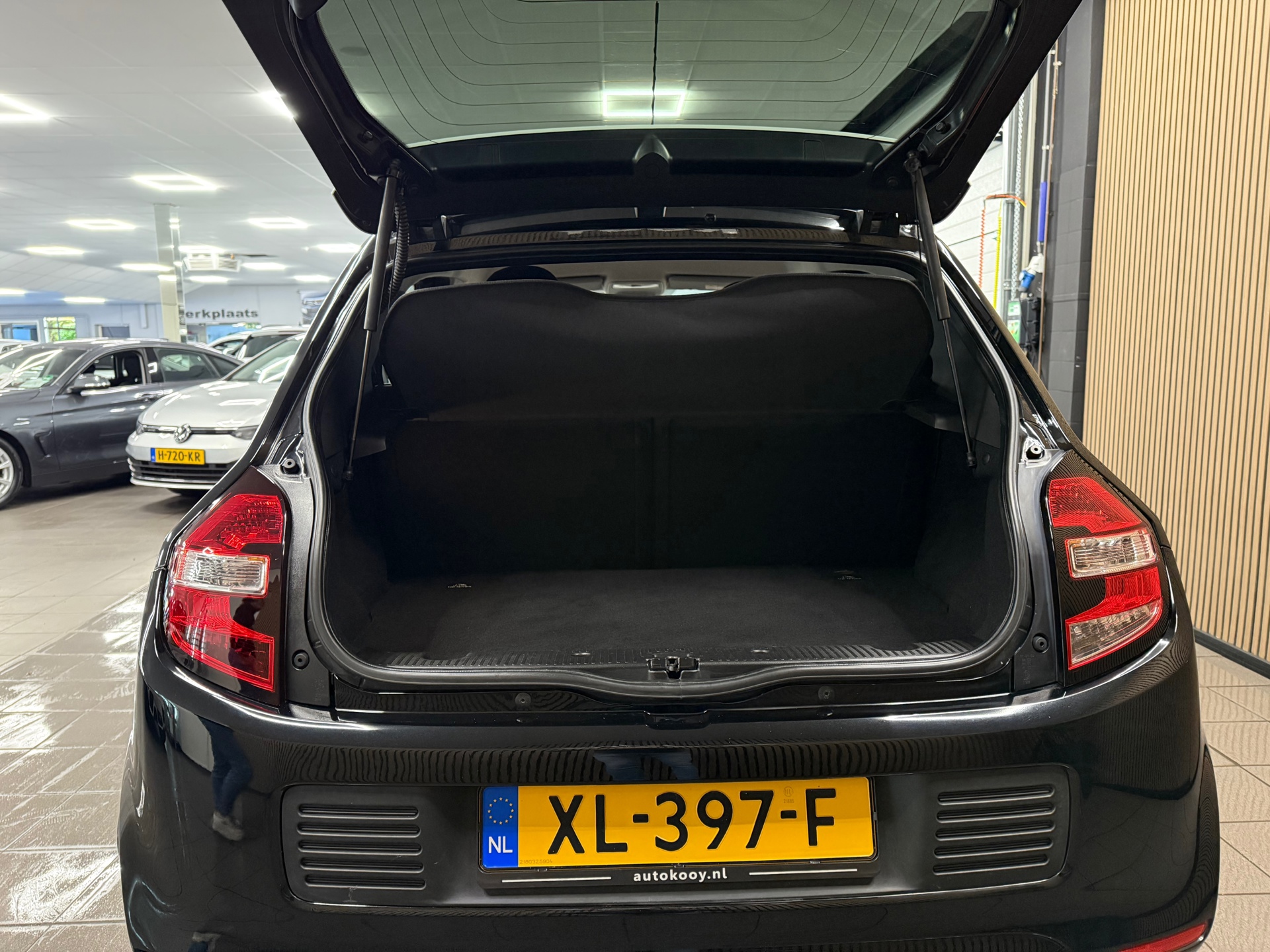 https://www.autokooy.nl//xml/images/48264154-5.JPG